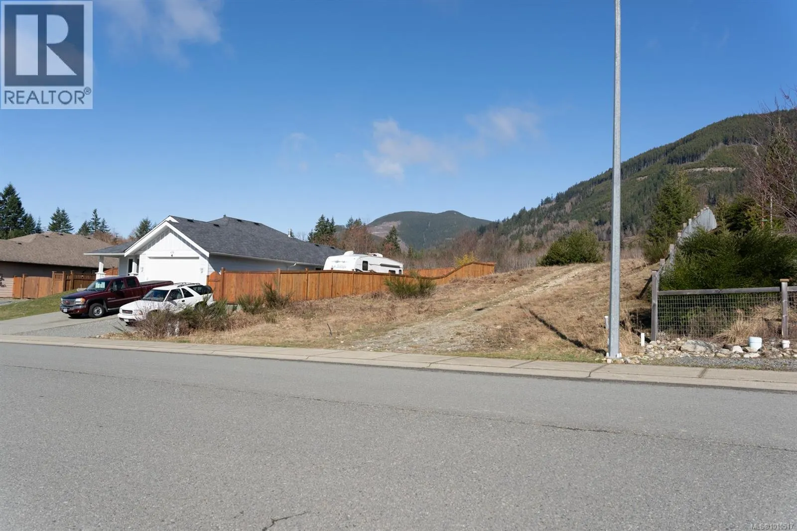 464 Mountain View Dr