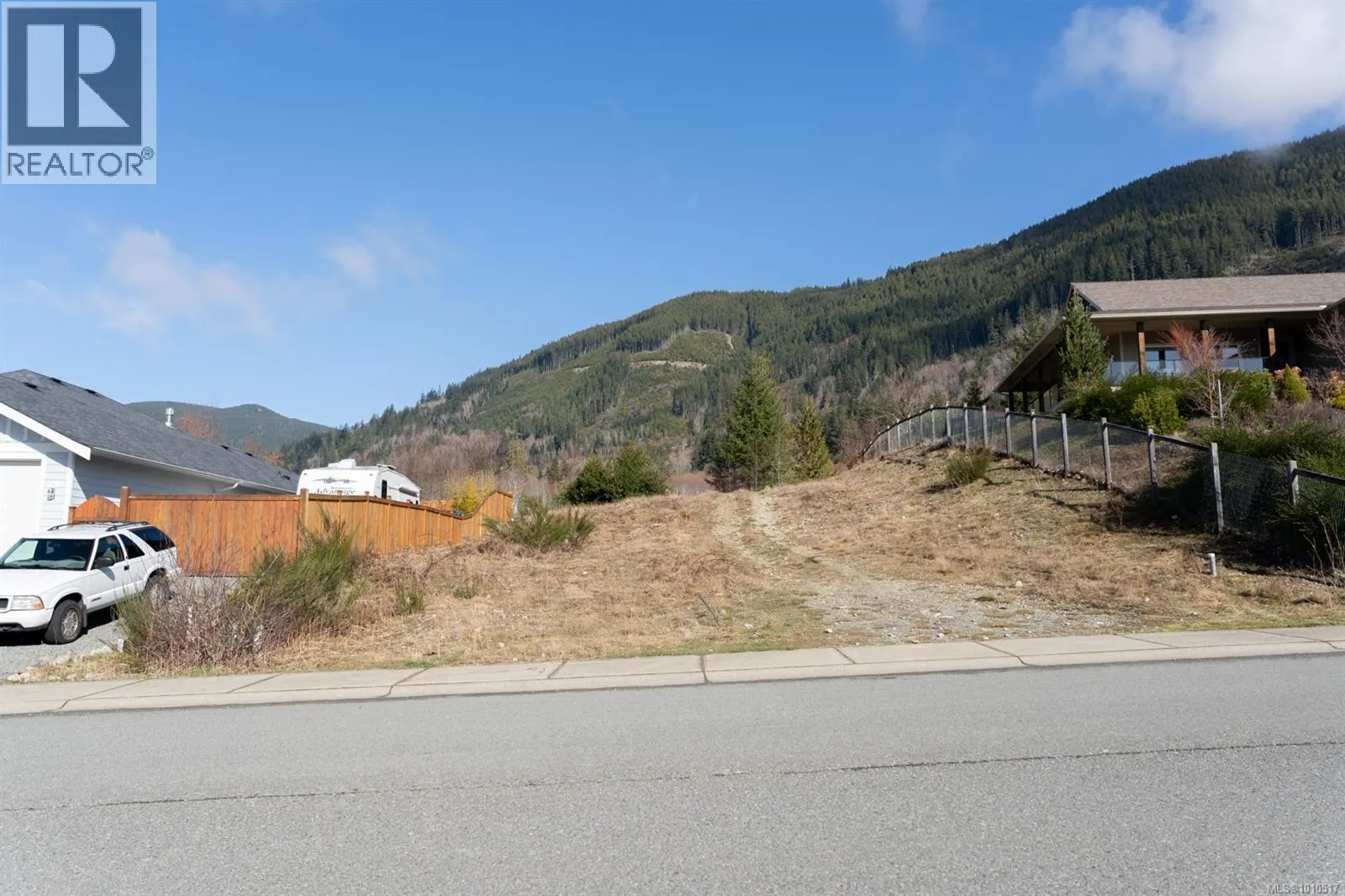 464 Mountain View Dr
