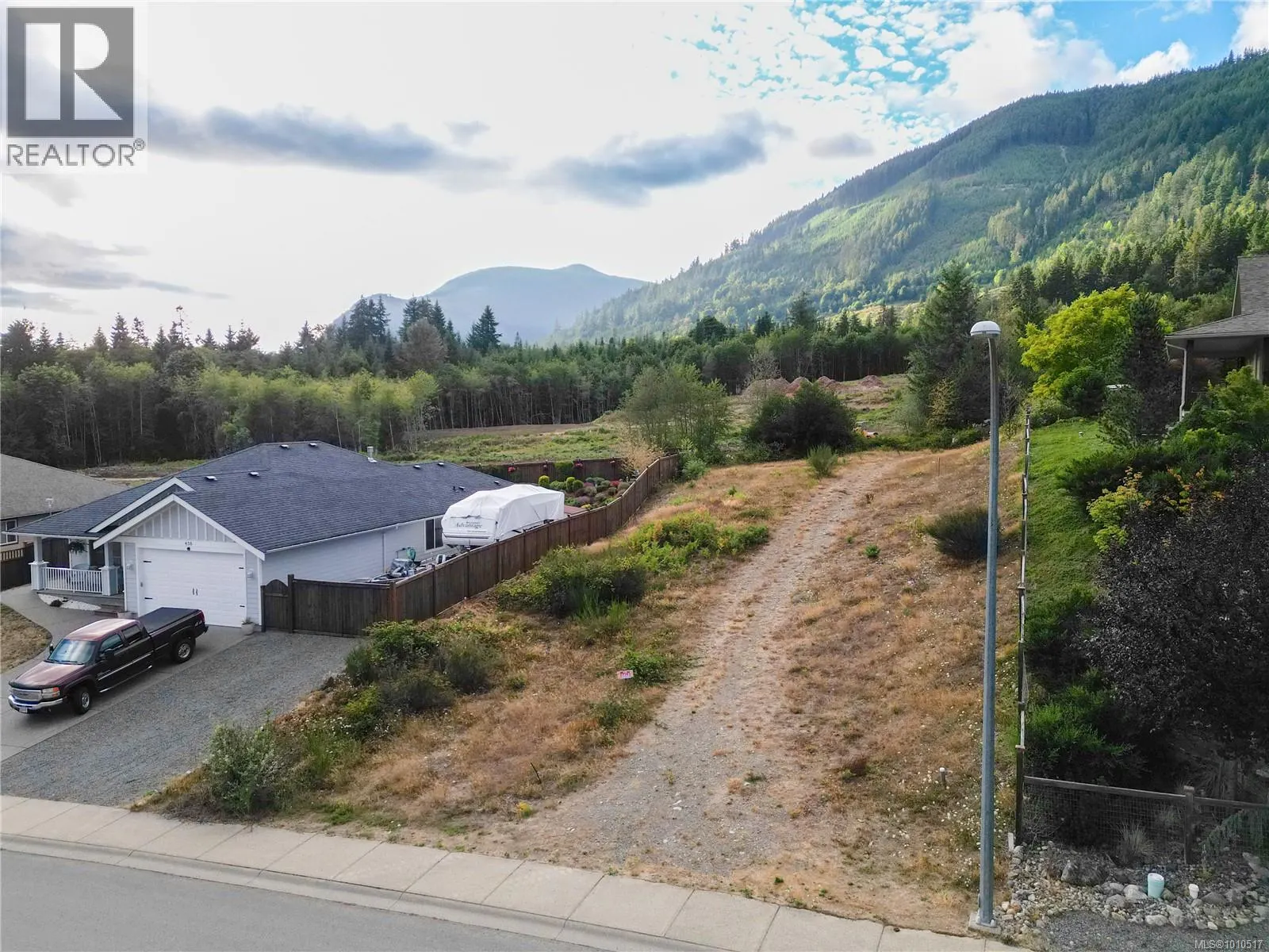 464 Mountain View Dr