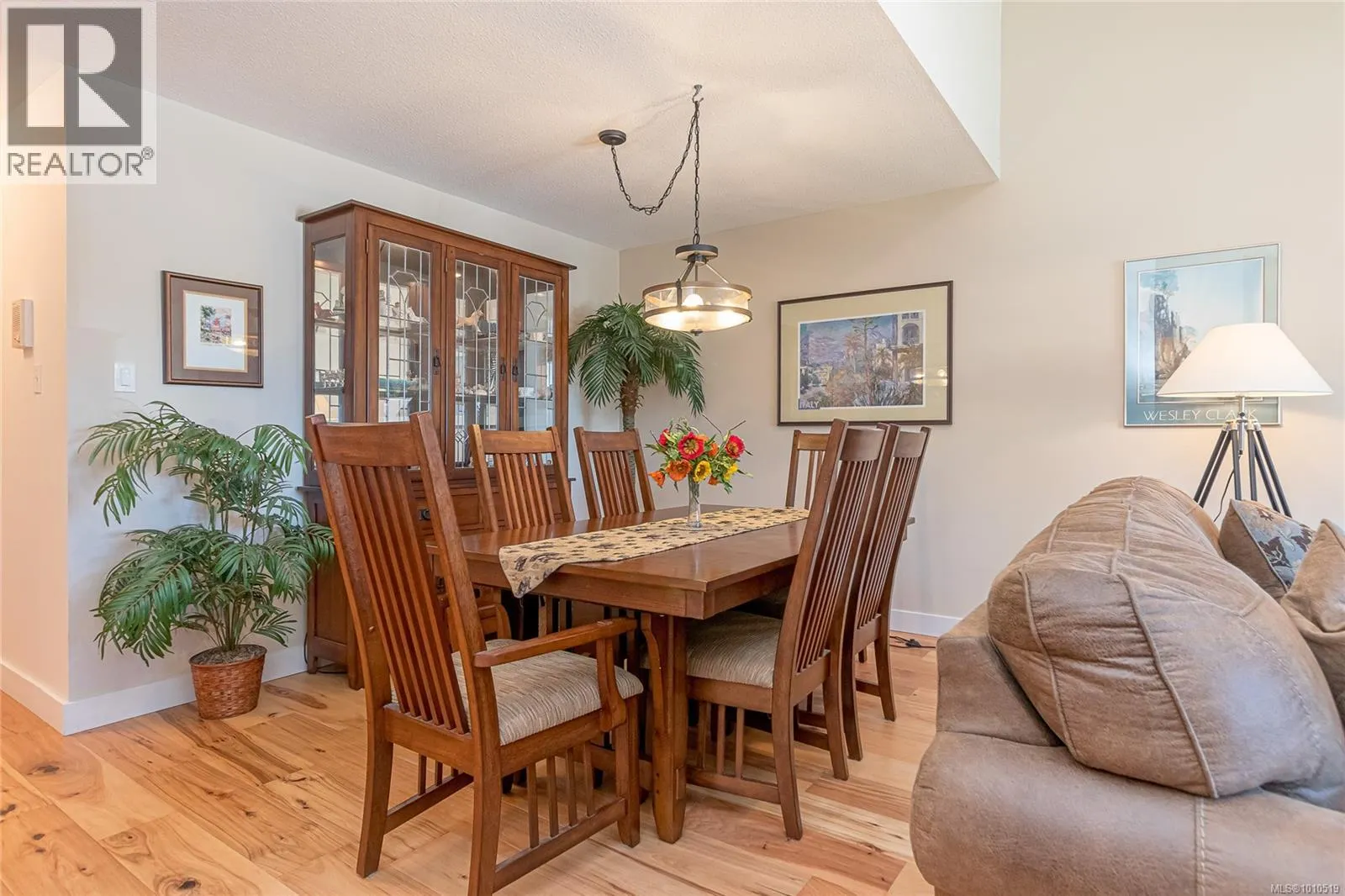 14 100 Abbey Lane