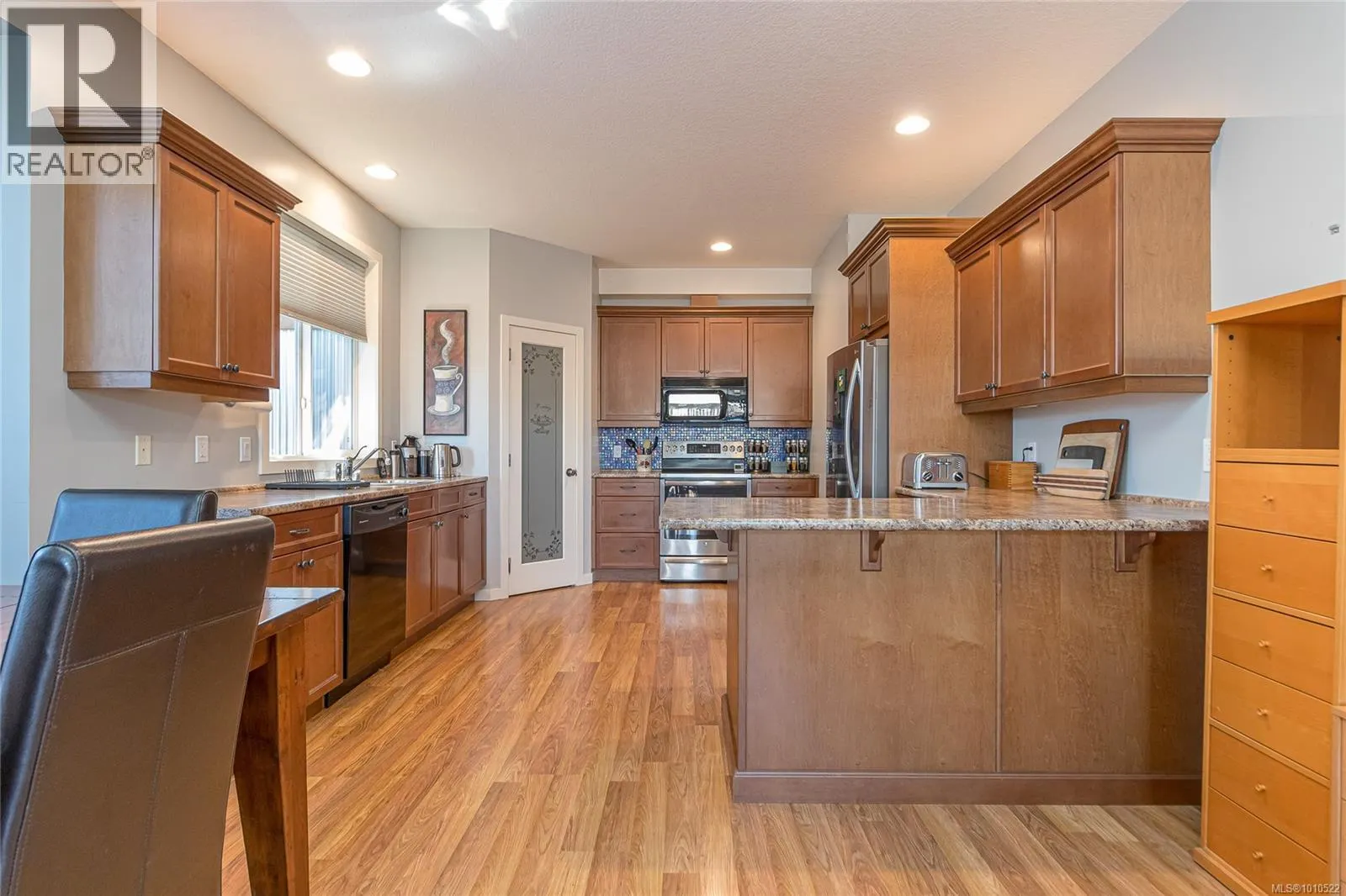 1757 Country Hills Dr