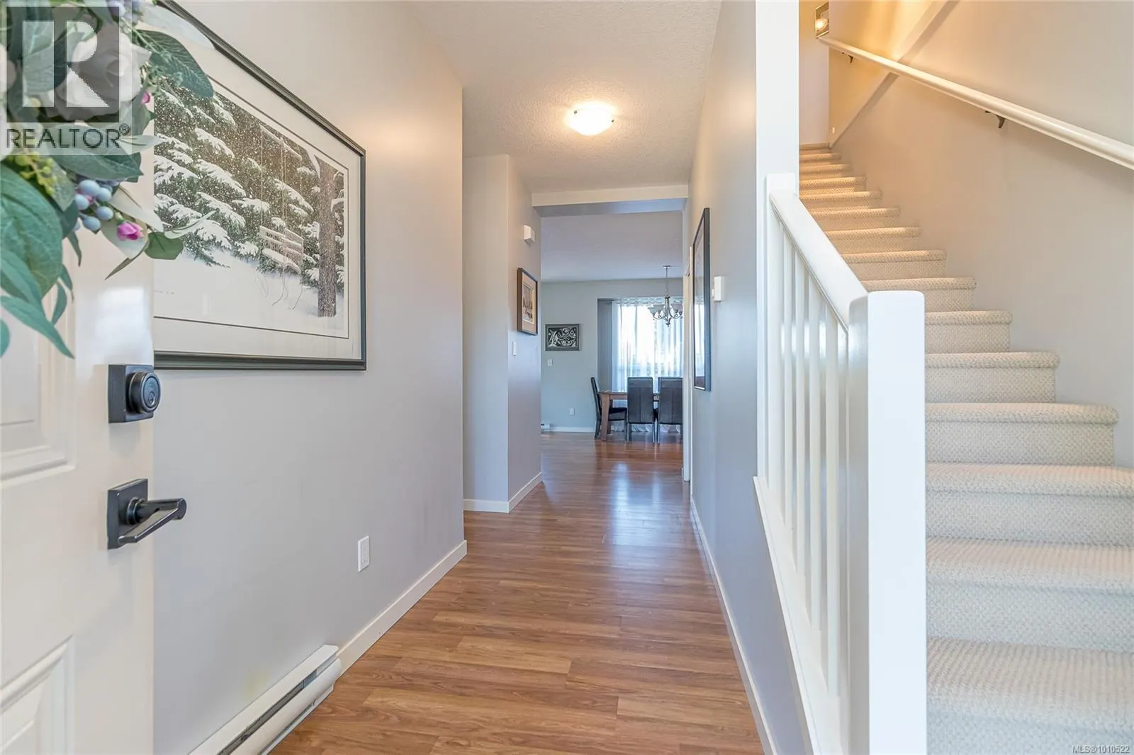 1757 Country Hills Dr