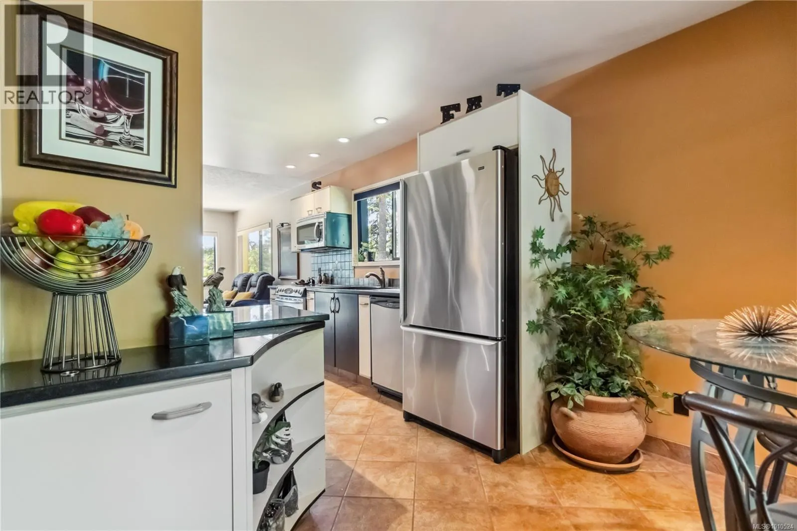 1 981 Fir Tree Glen