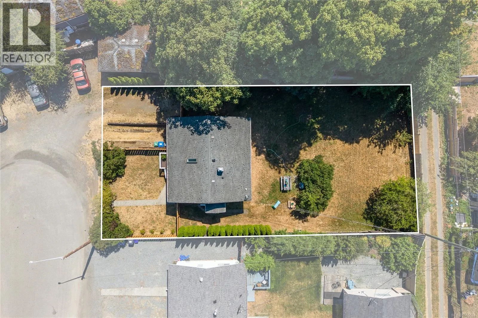 477 Watfield Ave