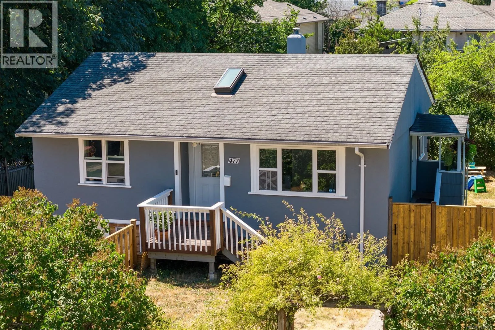 477 Watfield Ave