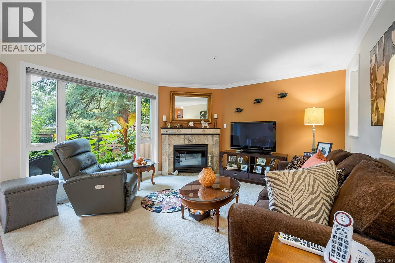 1645 Creekside Dr
