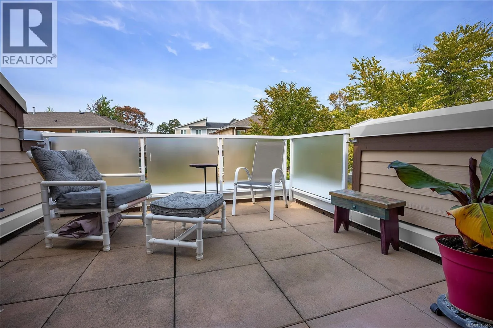 1645 Creekside Dr
