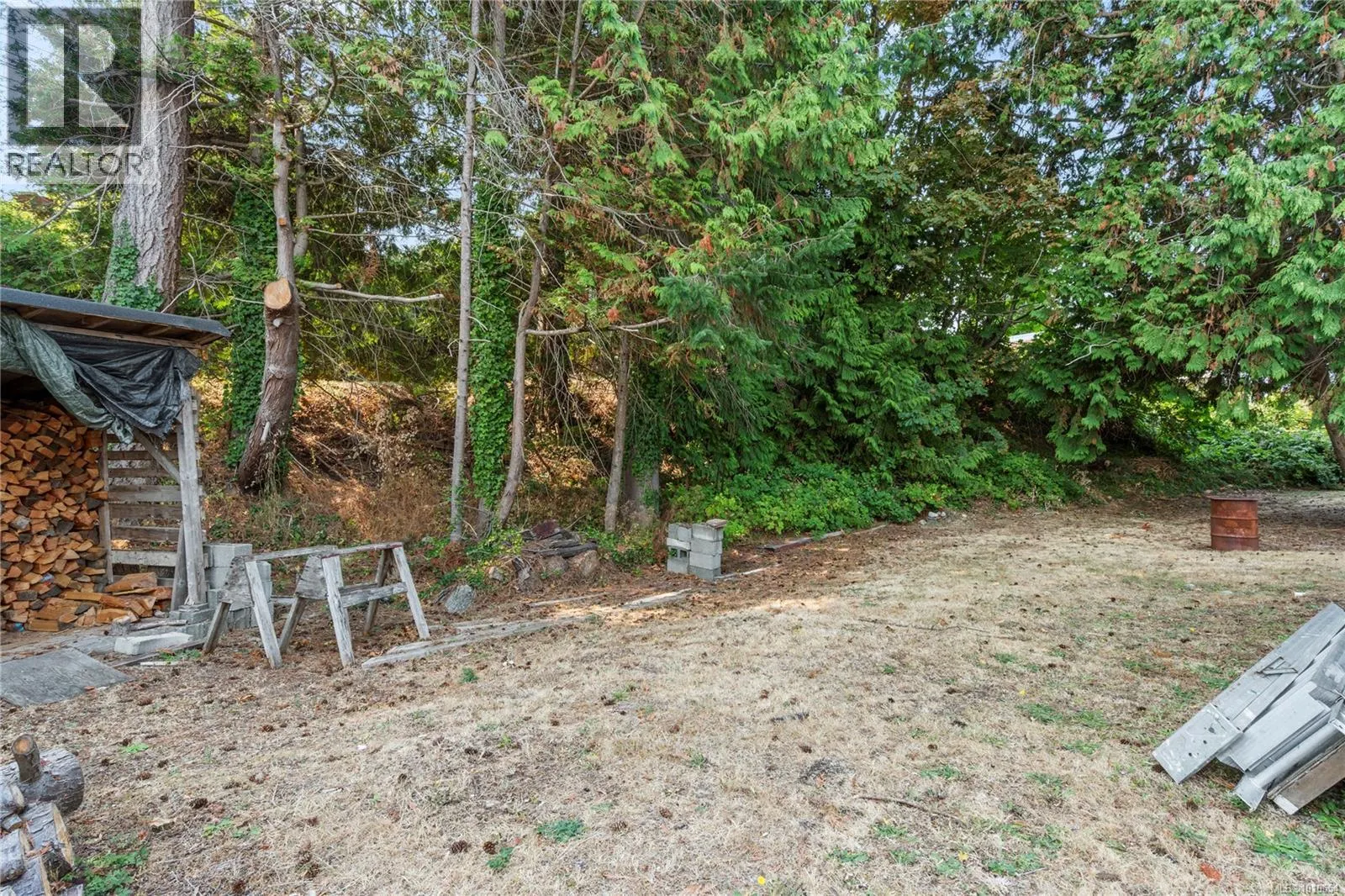 35 Bowser Rd