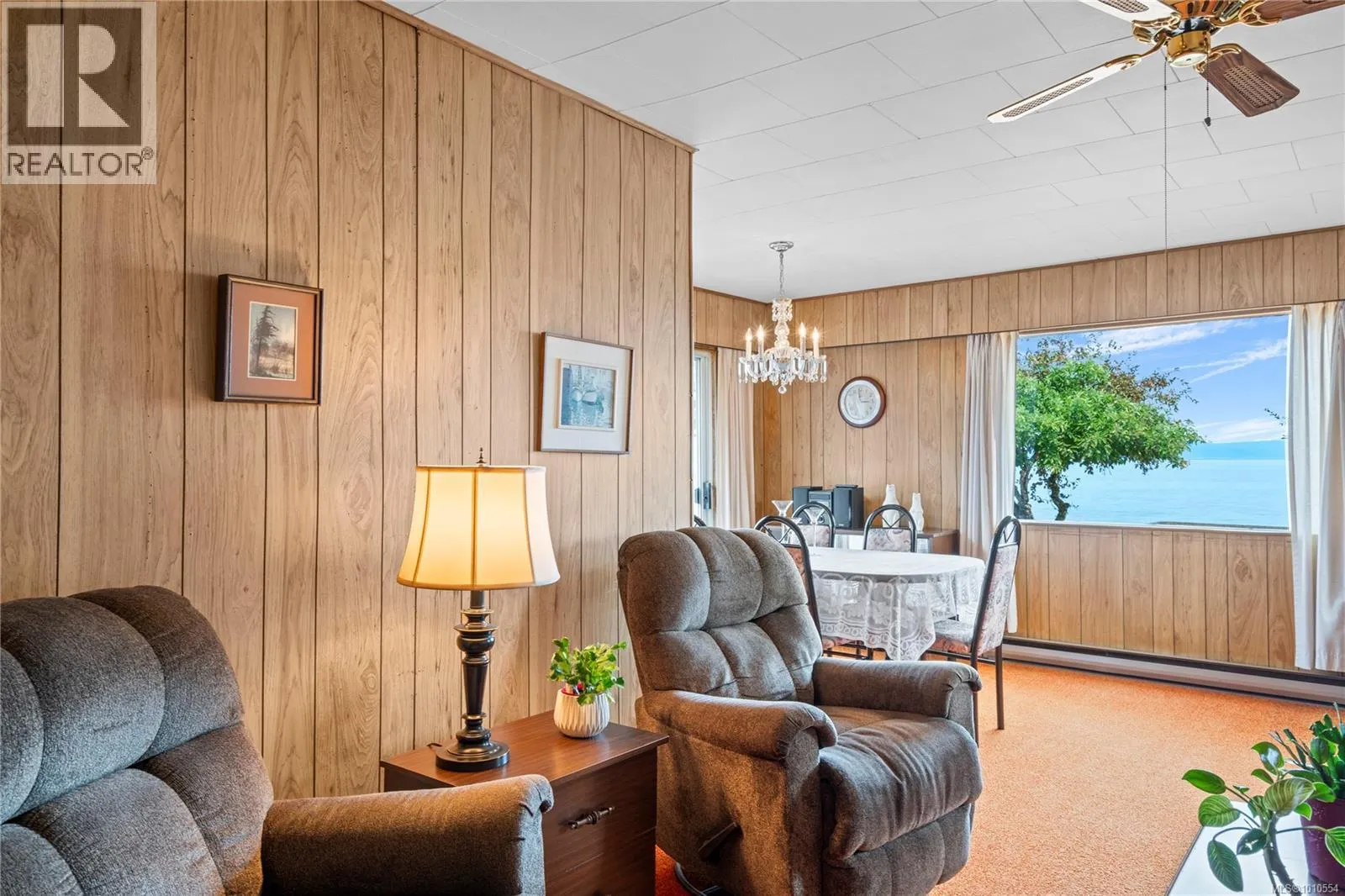 35 Bowser Rd