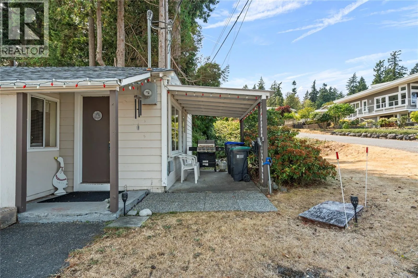 35 Bowser Rd