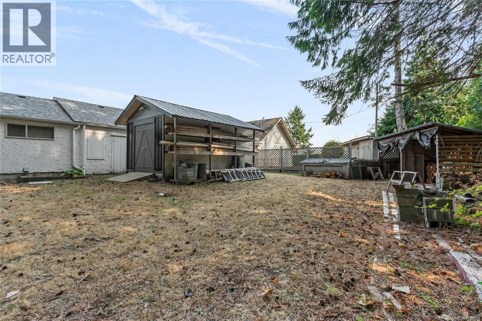 35 Bowser Rd