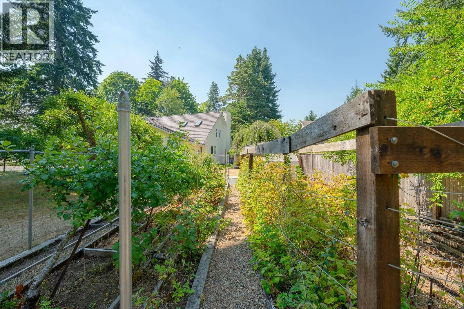 4471 Southgate Rd