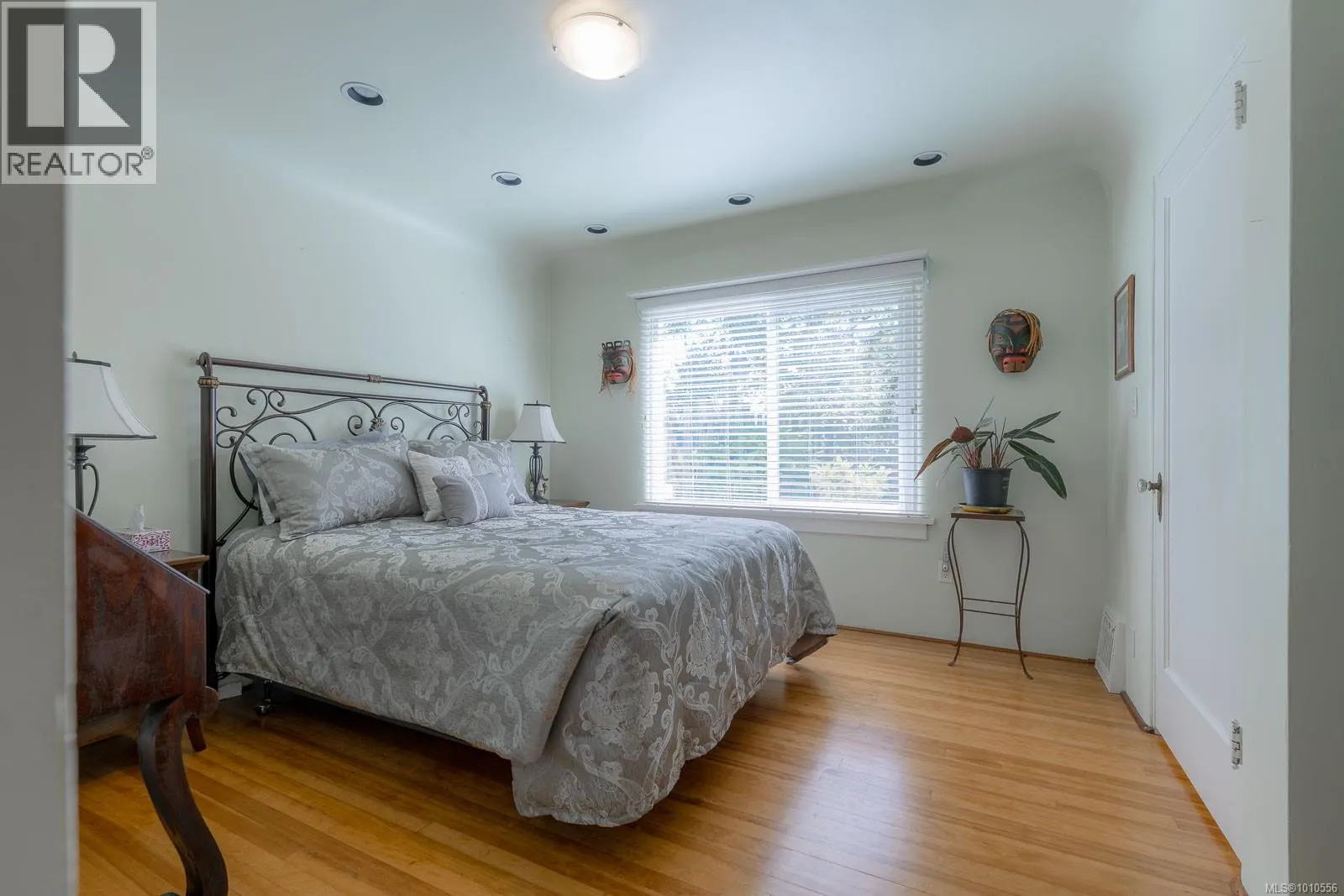 4471 Southgate Rd