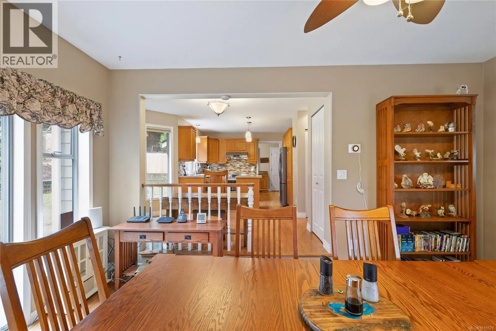 6625 Green Acres Way