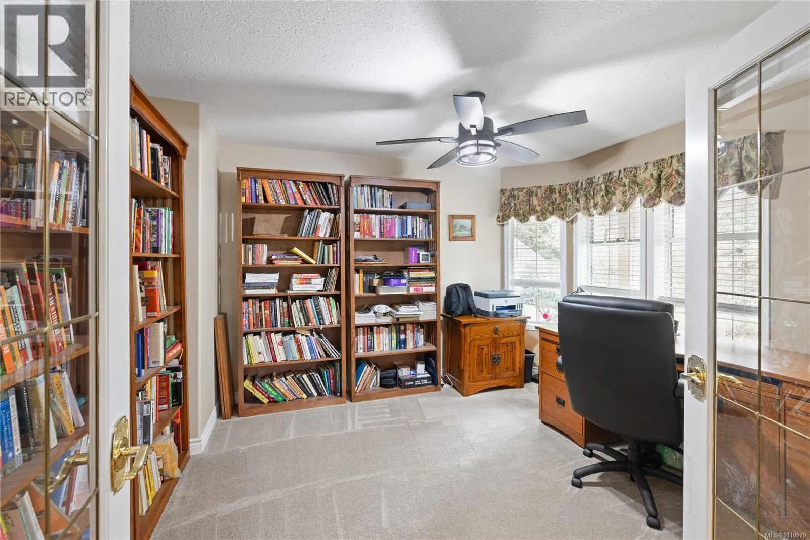 6625 Green Acres Way