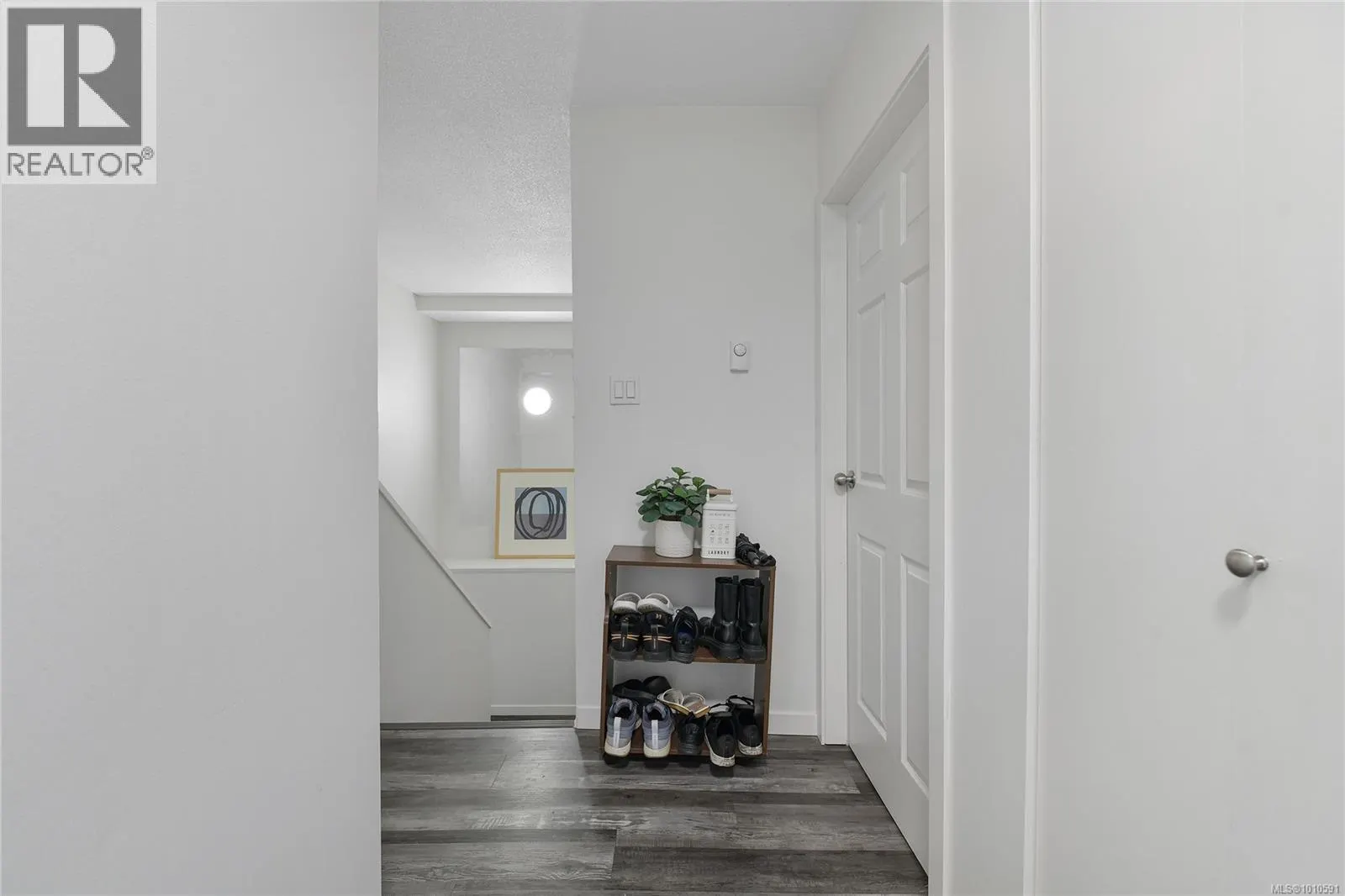 12 3987 Gordon Head Rd
