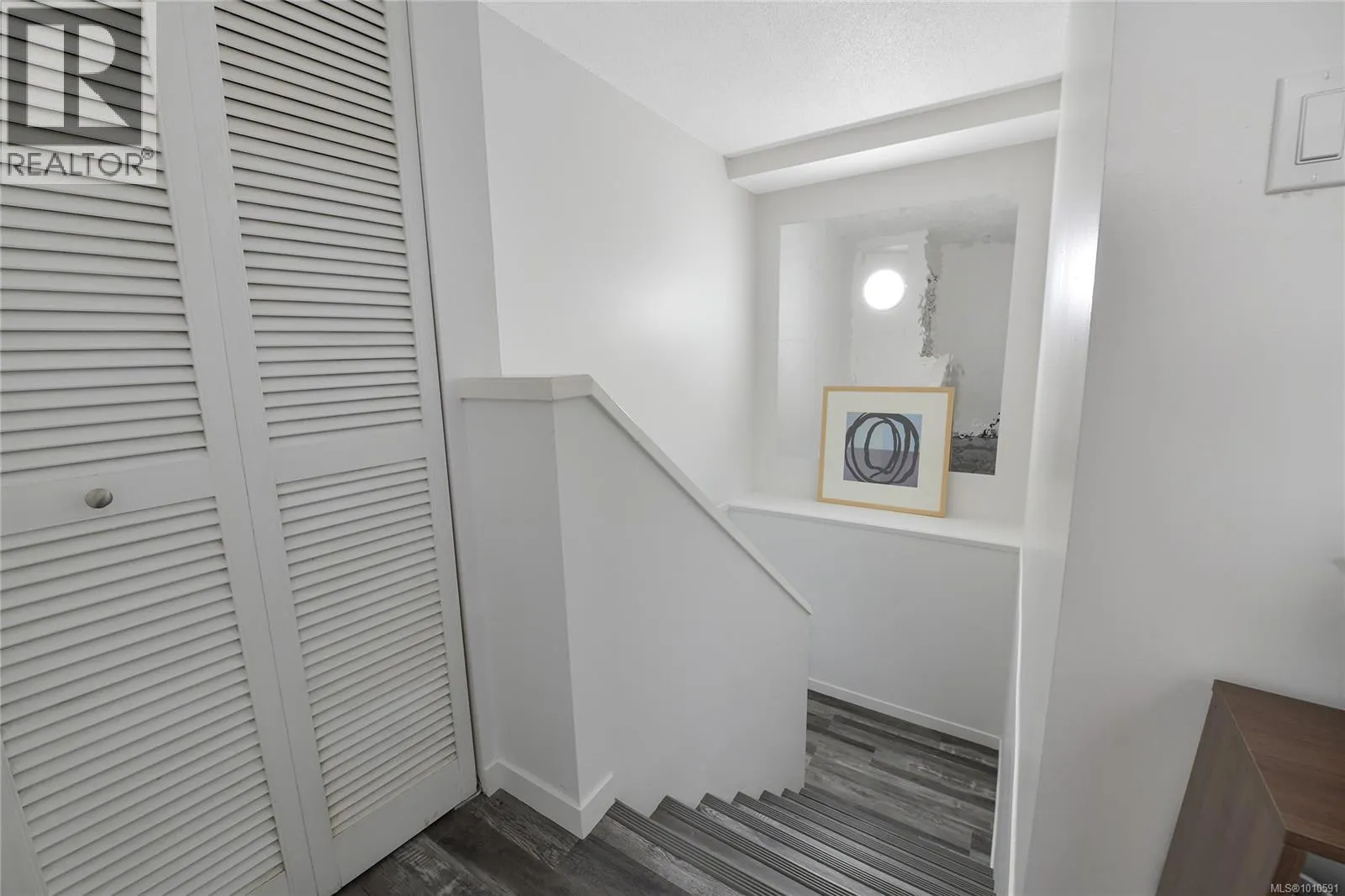 12 3987 Gordon Head Rd