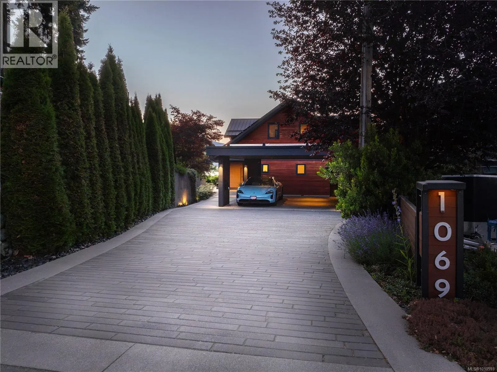 1069 Trillium Rd