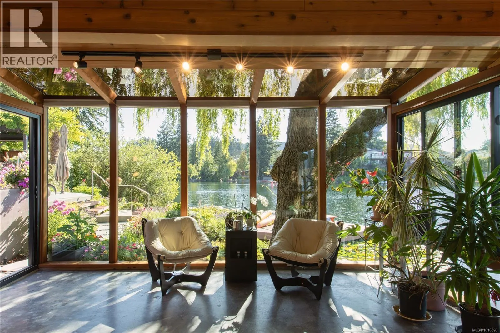 1069 Trillium Rd