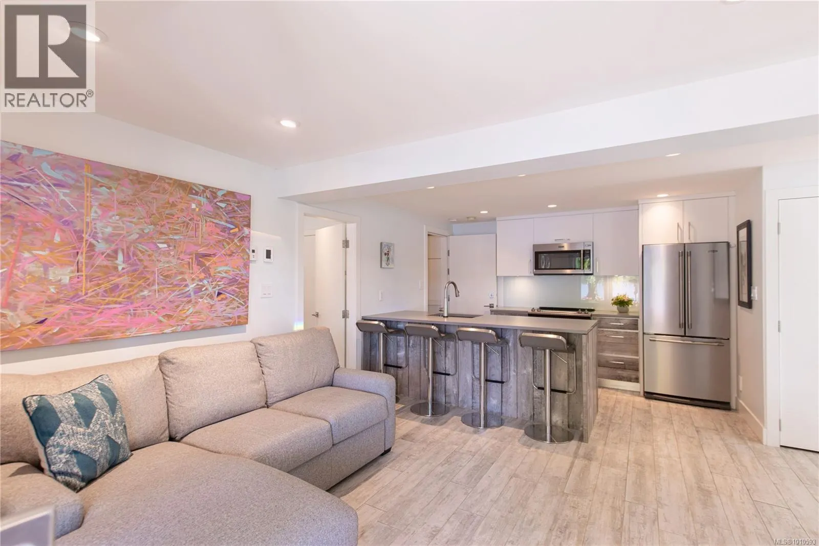 1069 Trillium Rd