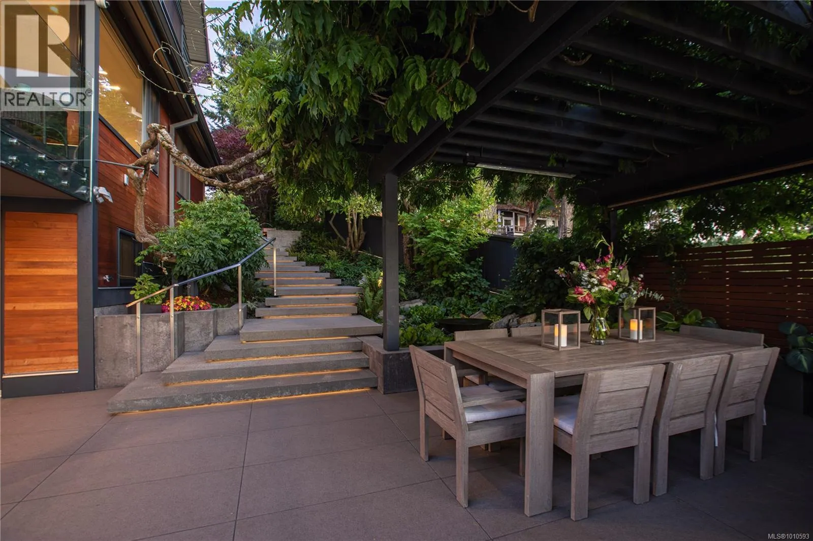 1069 Trillium Rd