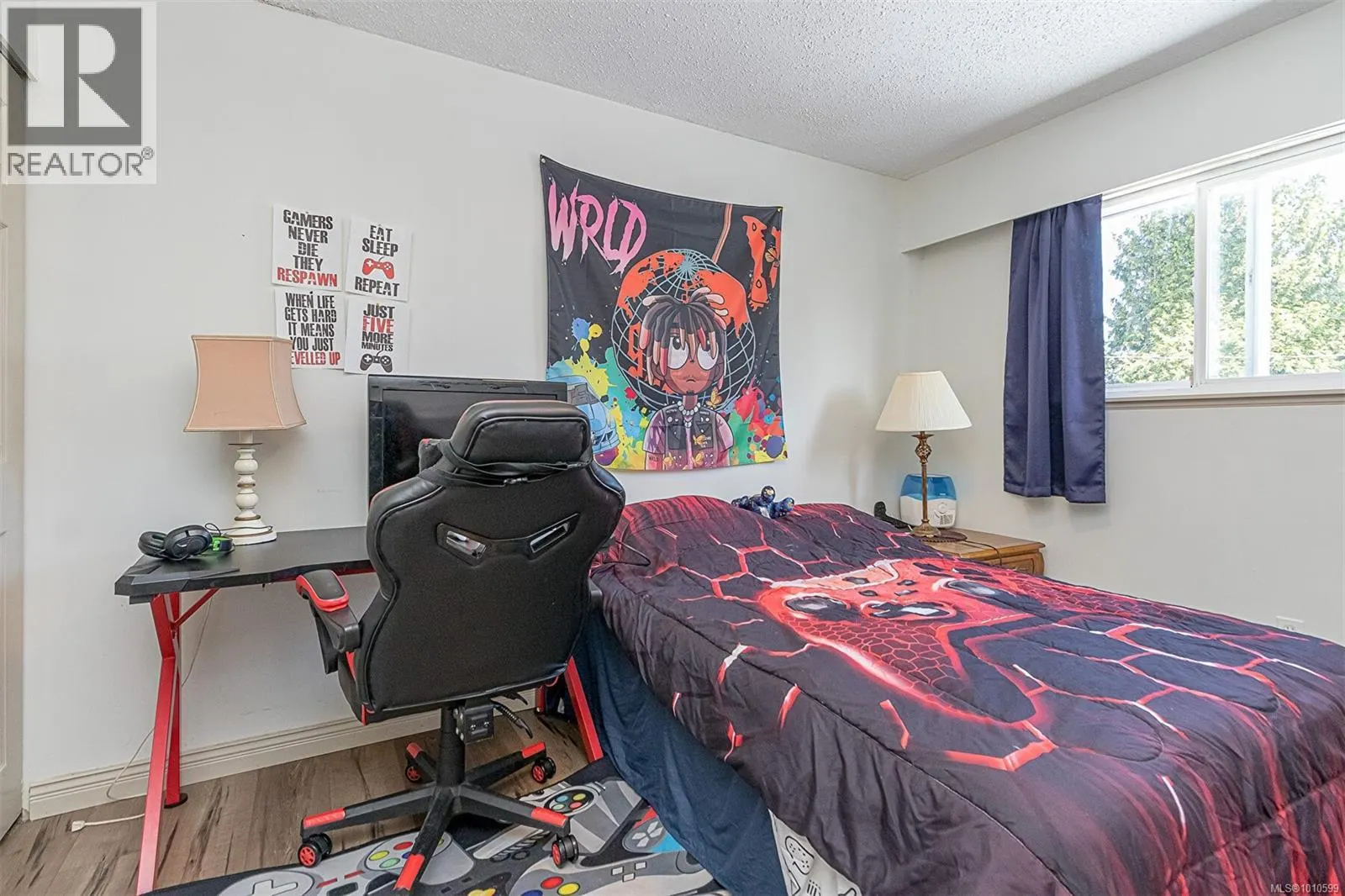 546 Wakesiah Ave