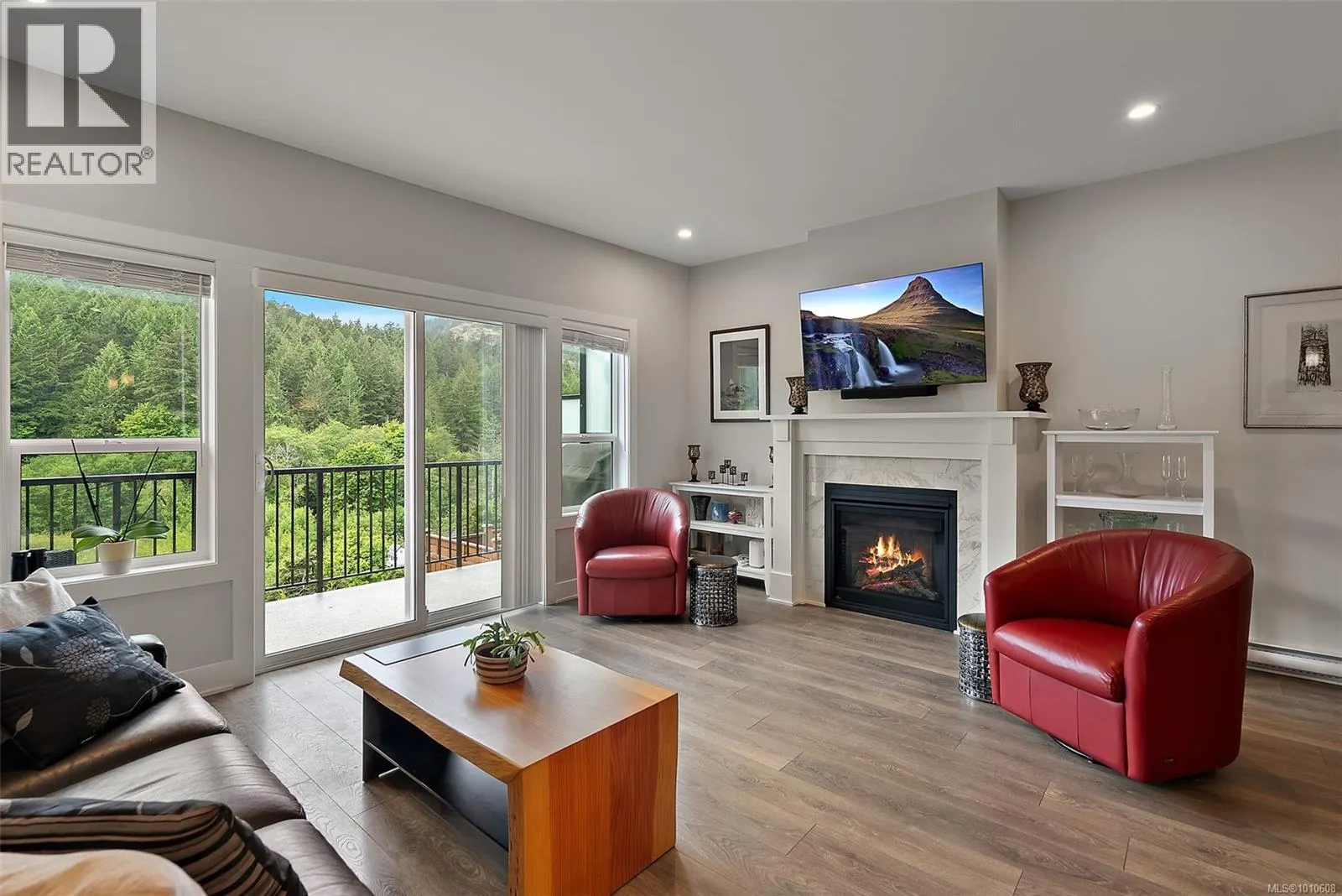 1281 Centauri Dr