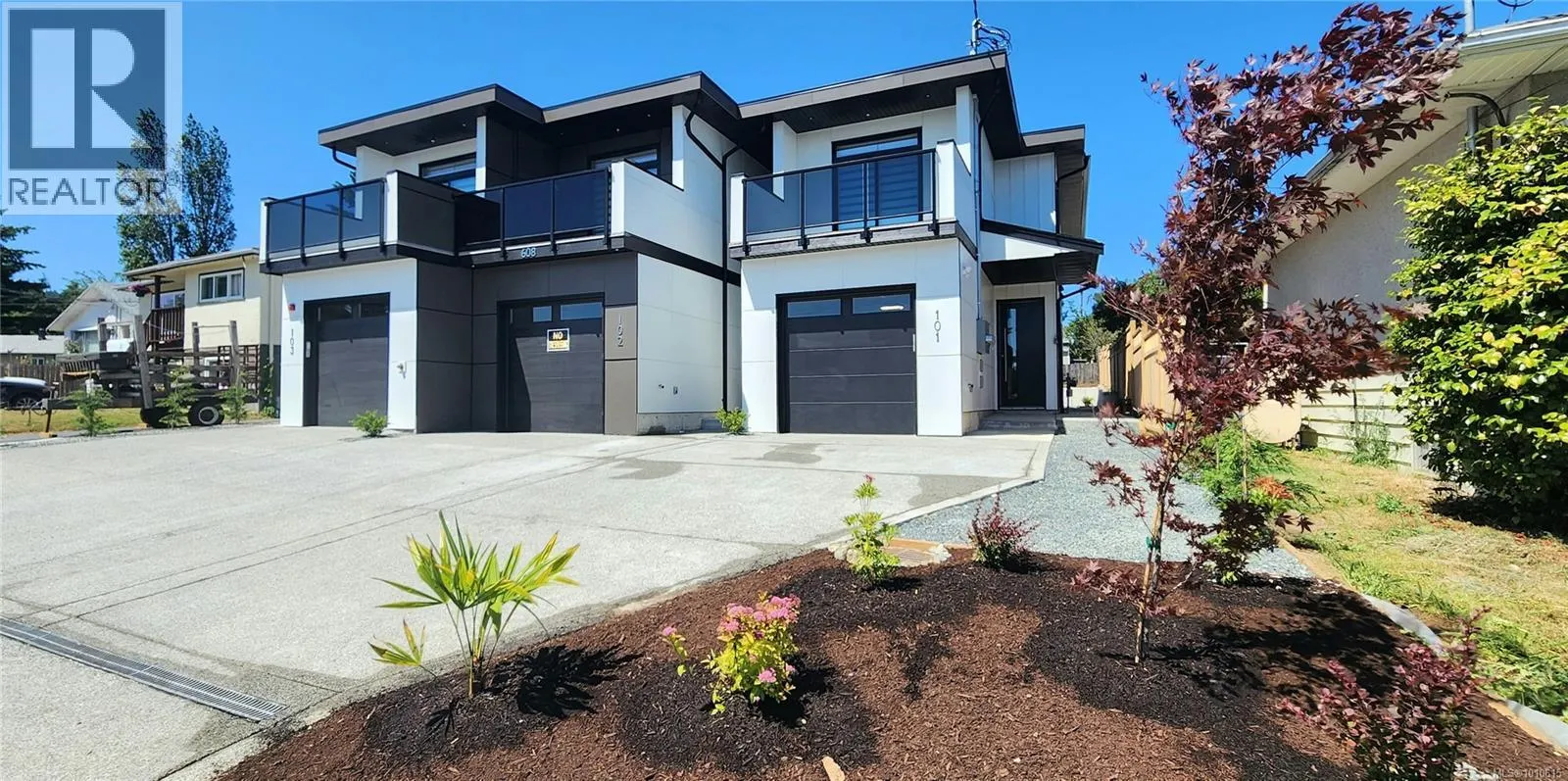 101 608 SANDY Crt