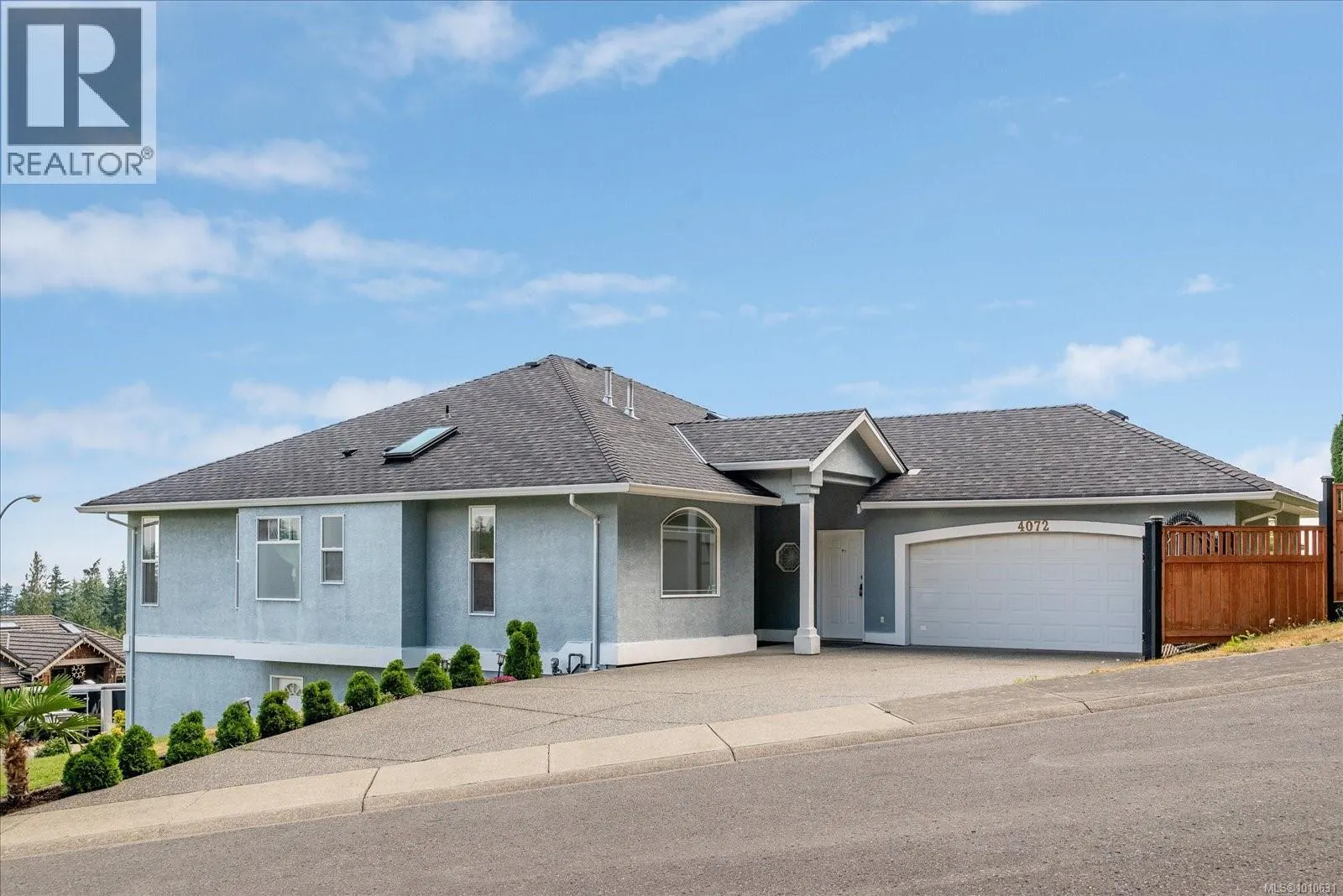 4072 Eagle View Dr