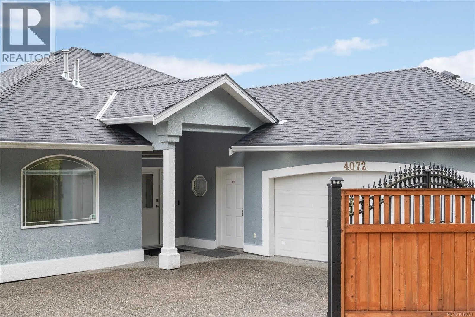 4072 Eagle View Dr