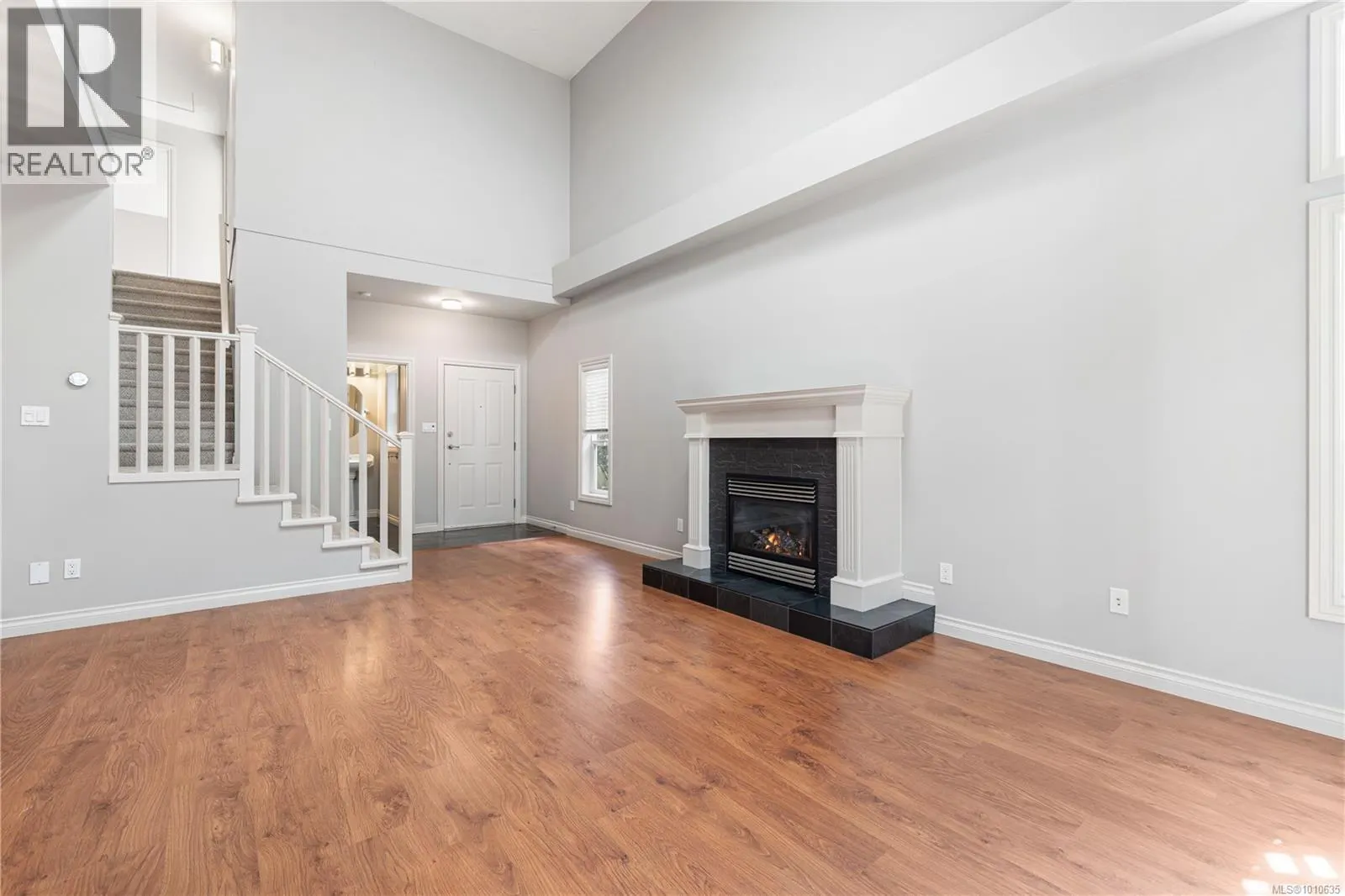 6195 Kenning Pl