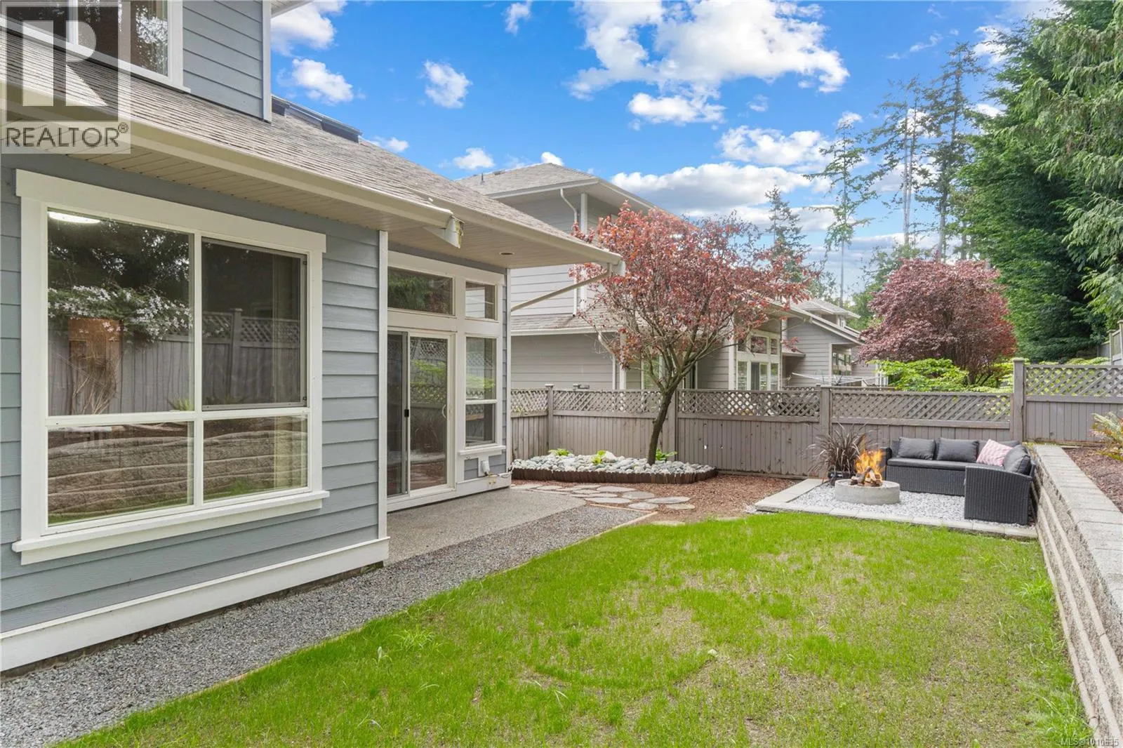 6195 Kenning Pl