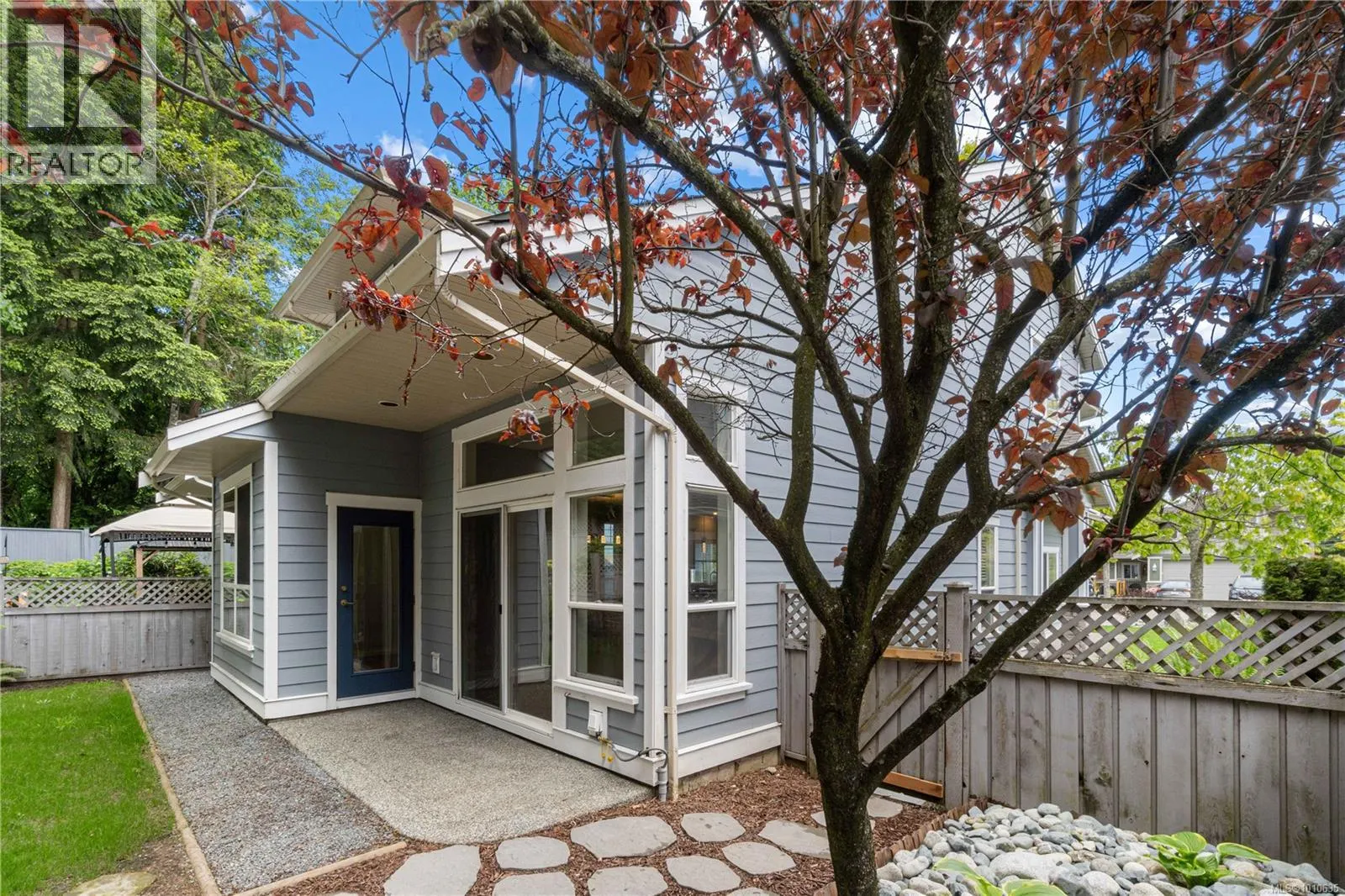 6195 Kenning Pl