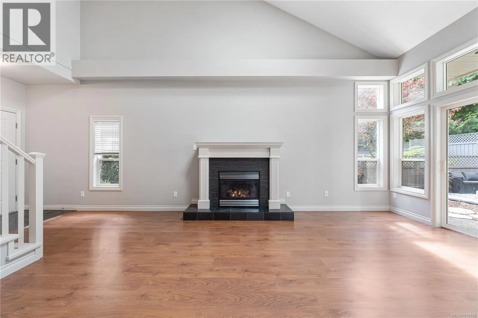 6195 Kenning Pl