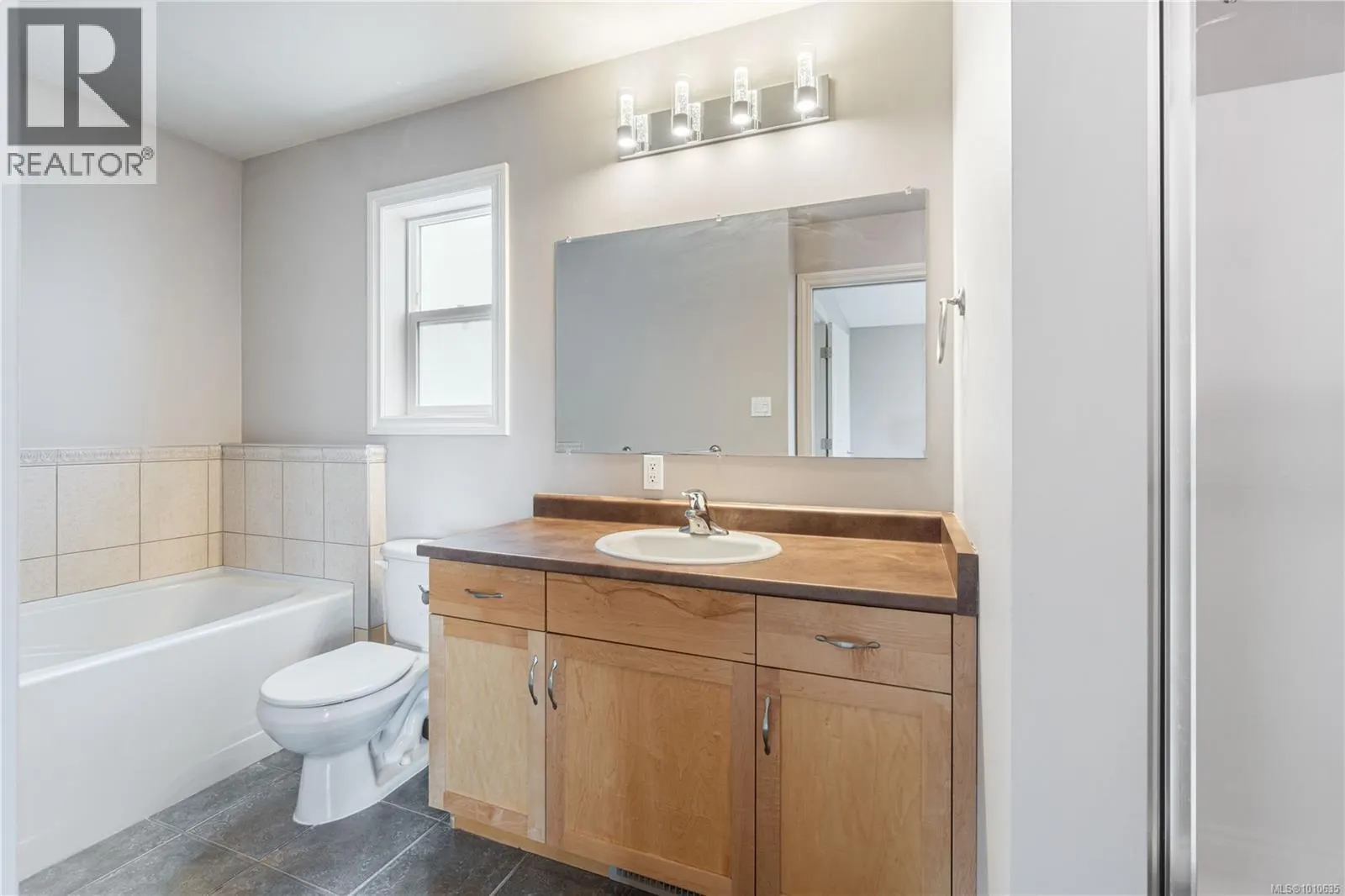 6195 Kenning Pl