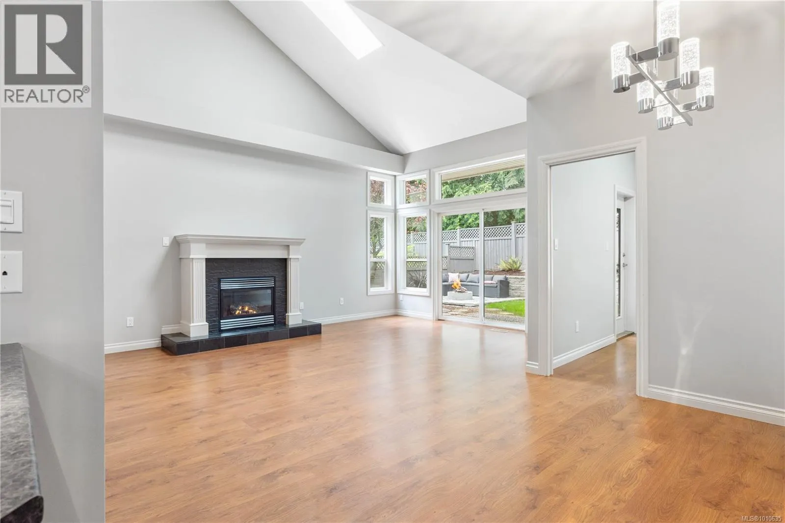 6195 Kenning Pl