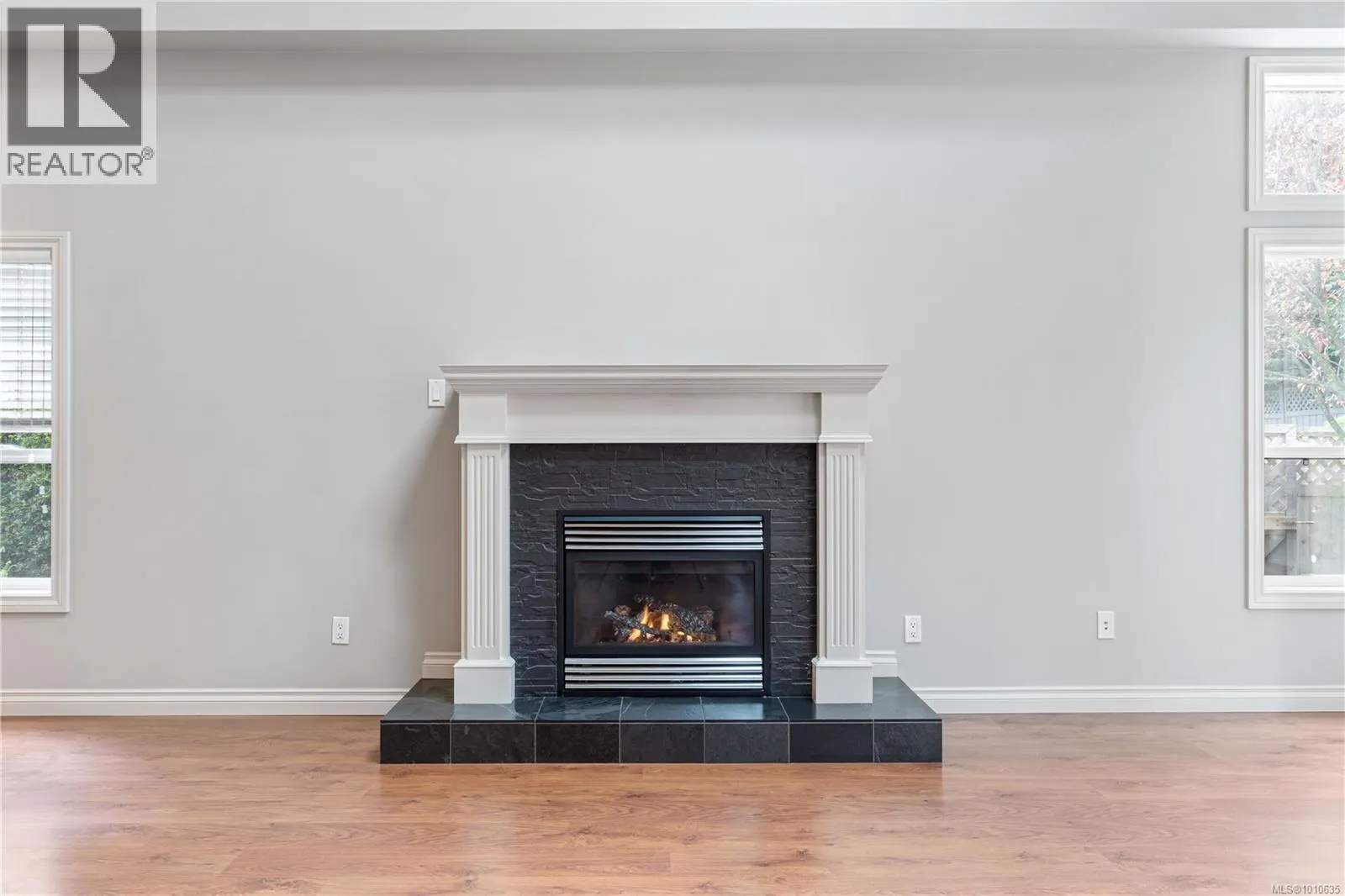6195 Kenning Pl