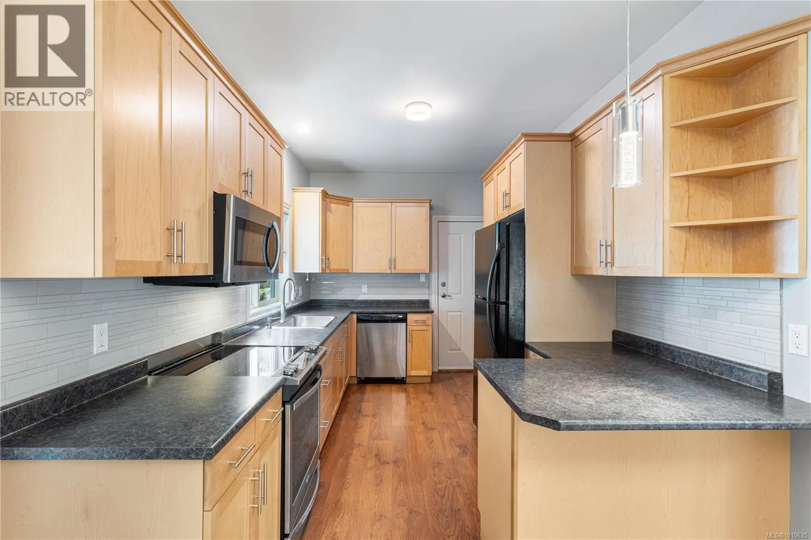 6195 Kenning Pl