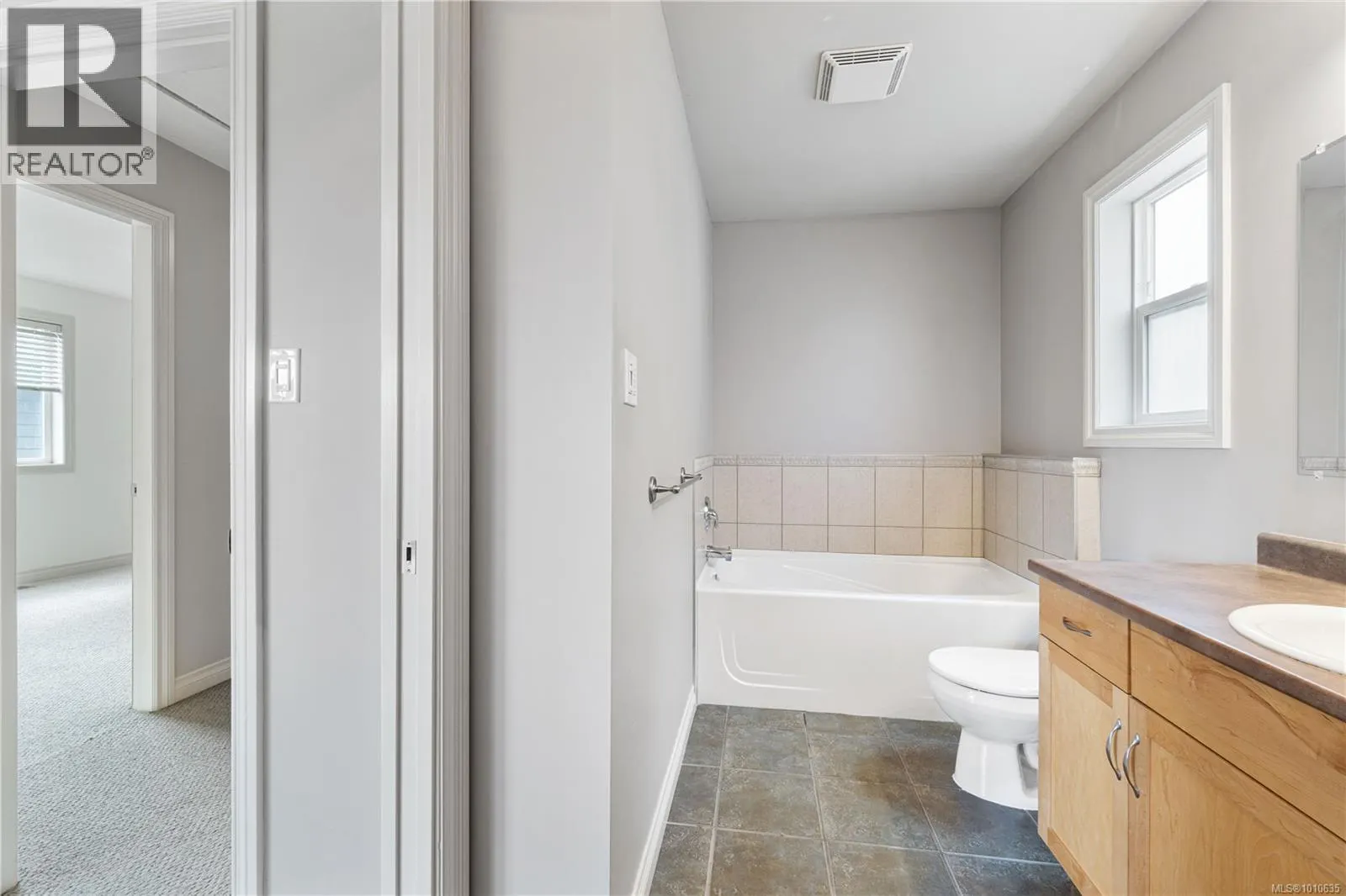 6195 Kenning Pl