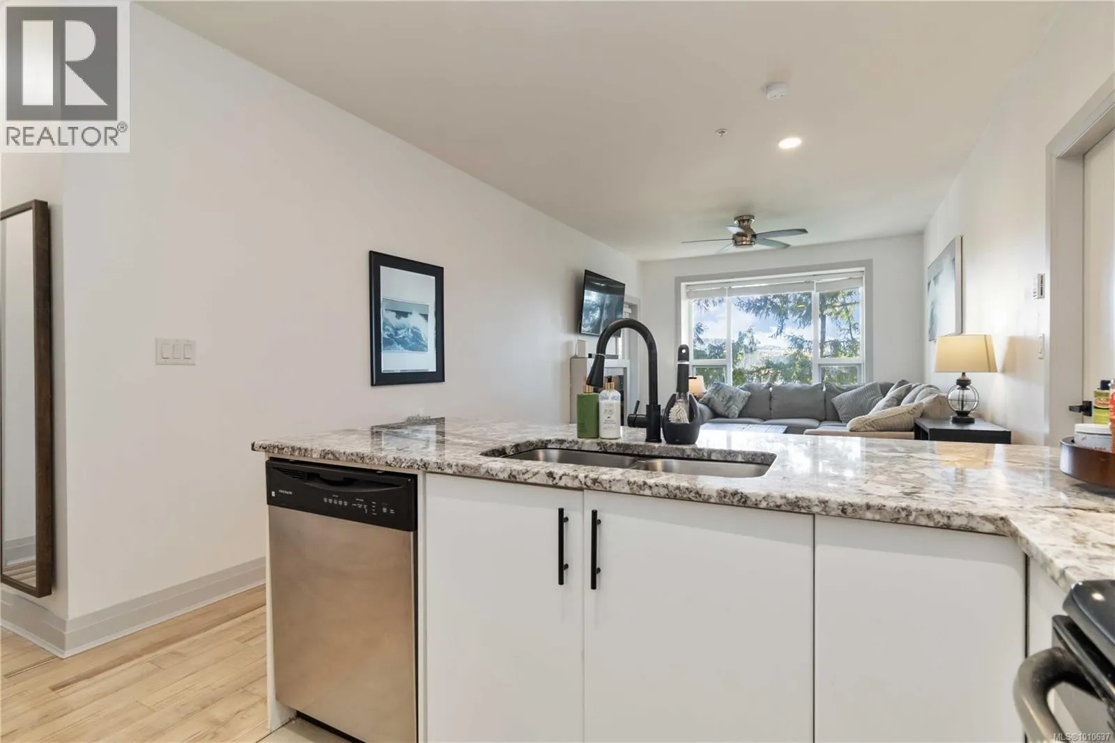 209 1145 Sikorsky Rd