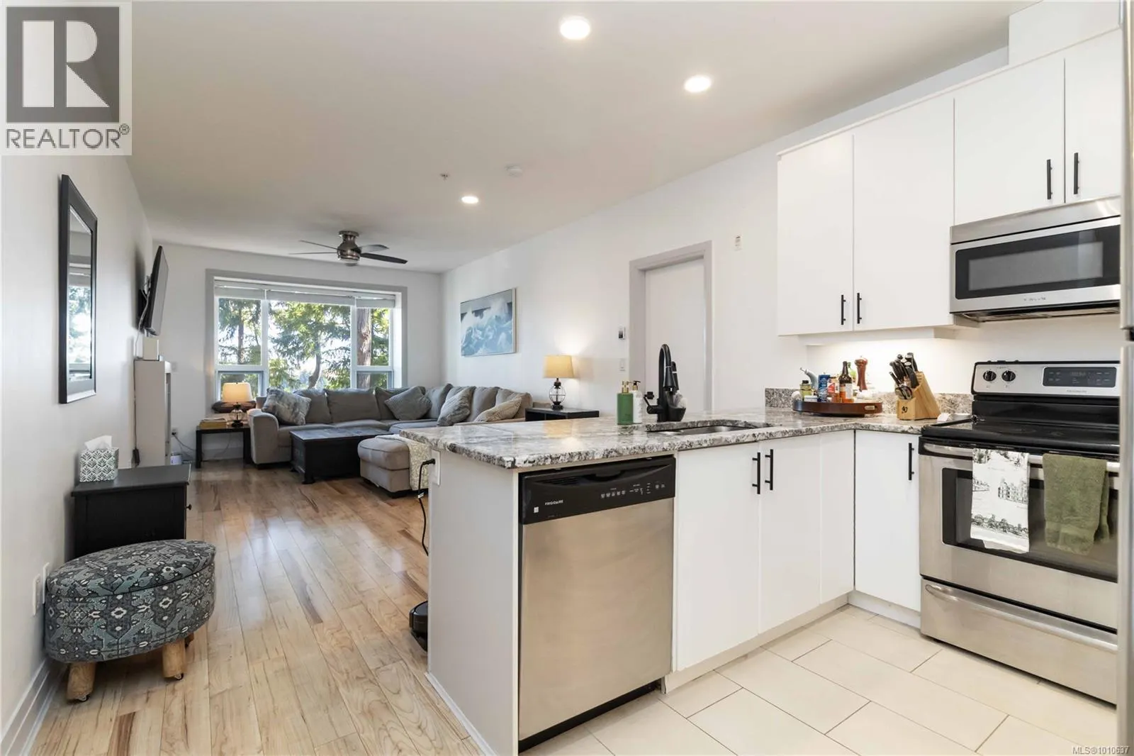 209 1145 Sikorsky Rd