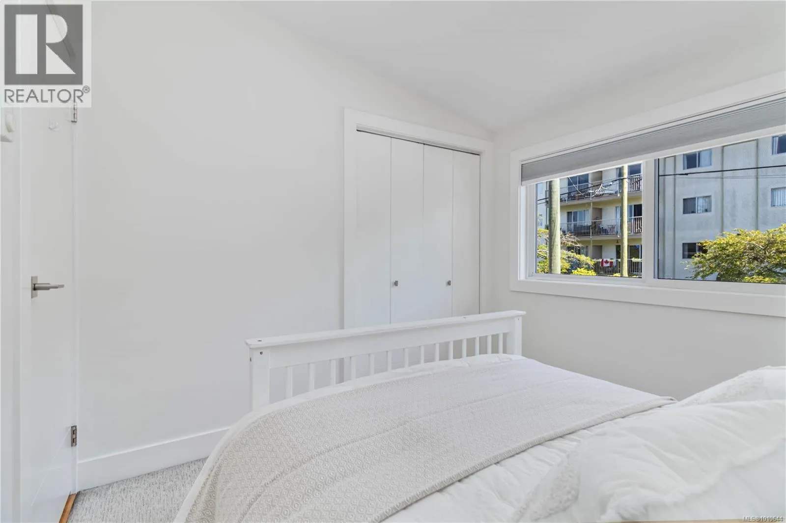 126 Rendall St