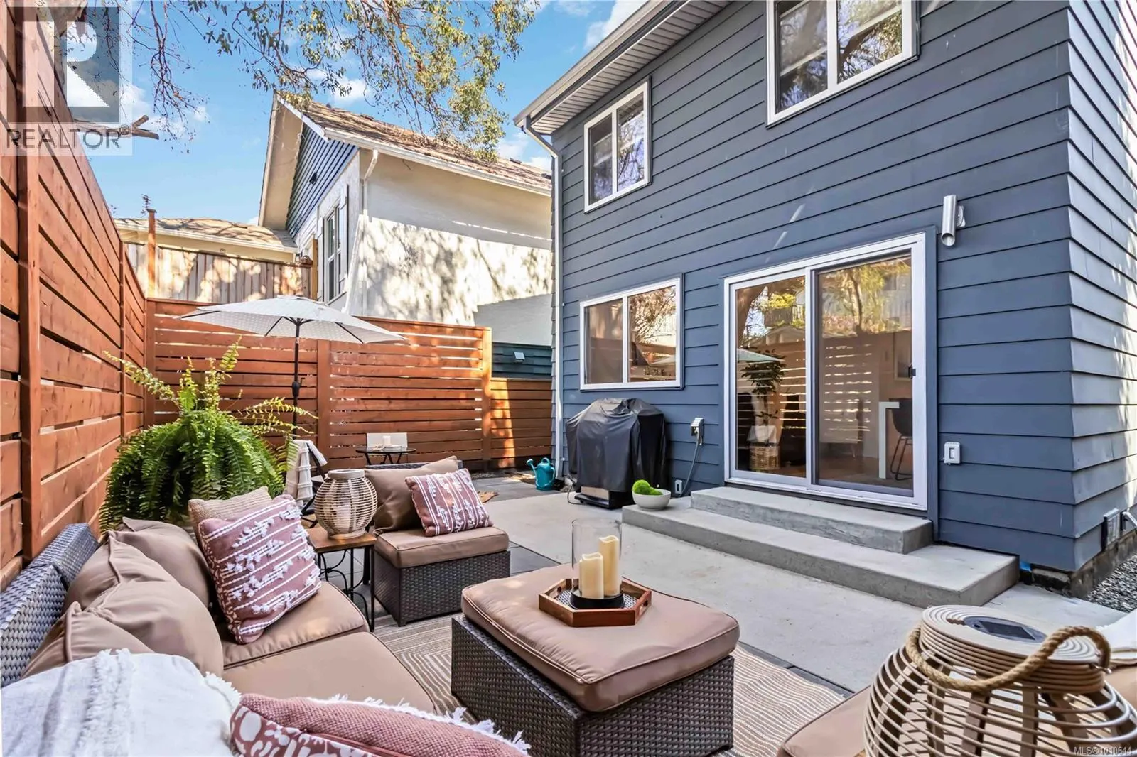 126 Rendall St
