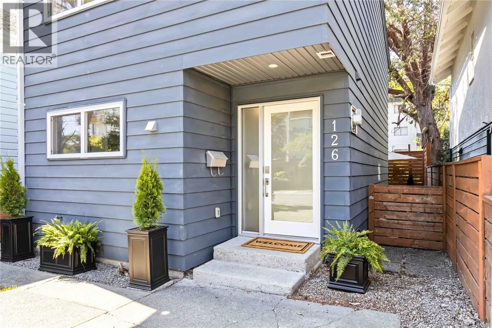 126 Rendall St