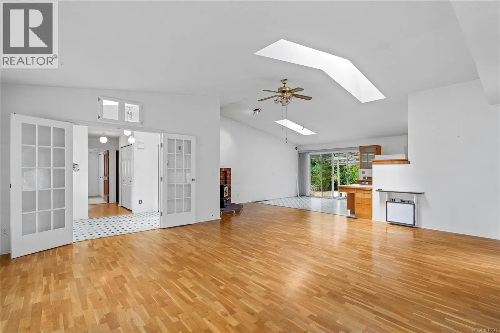 735 Drew Rd