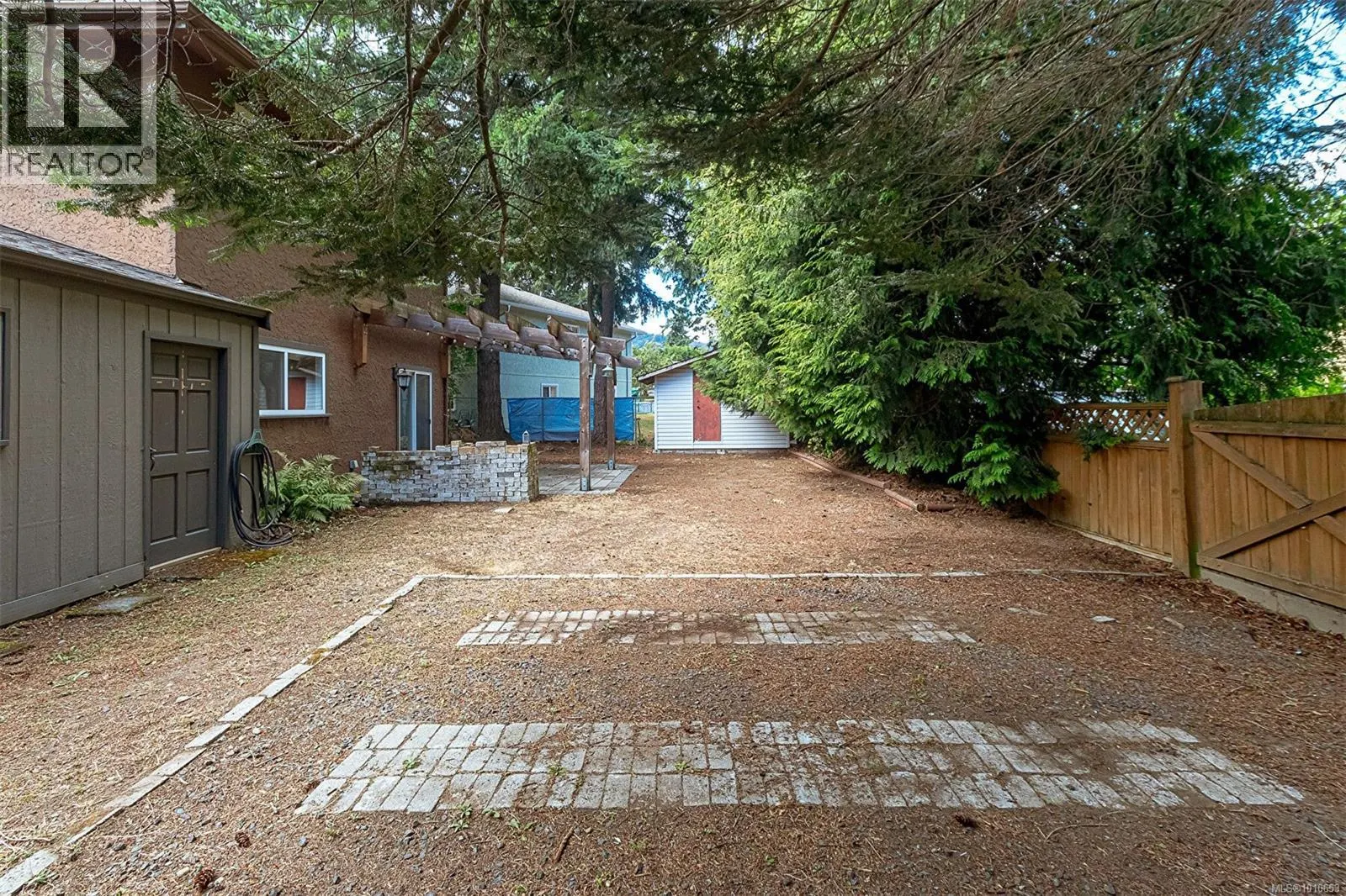 624 Treanor Ave