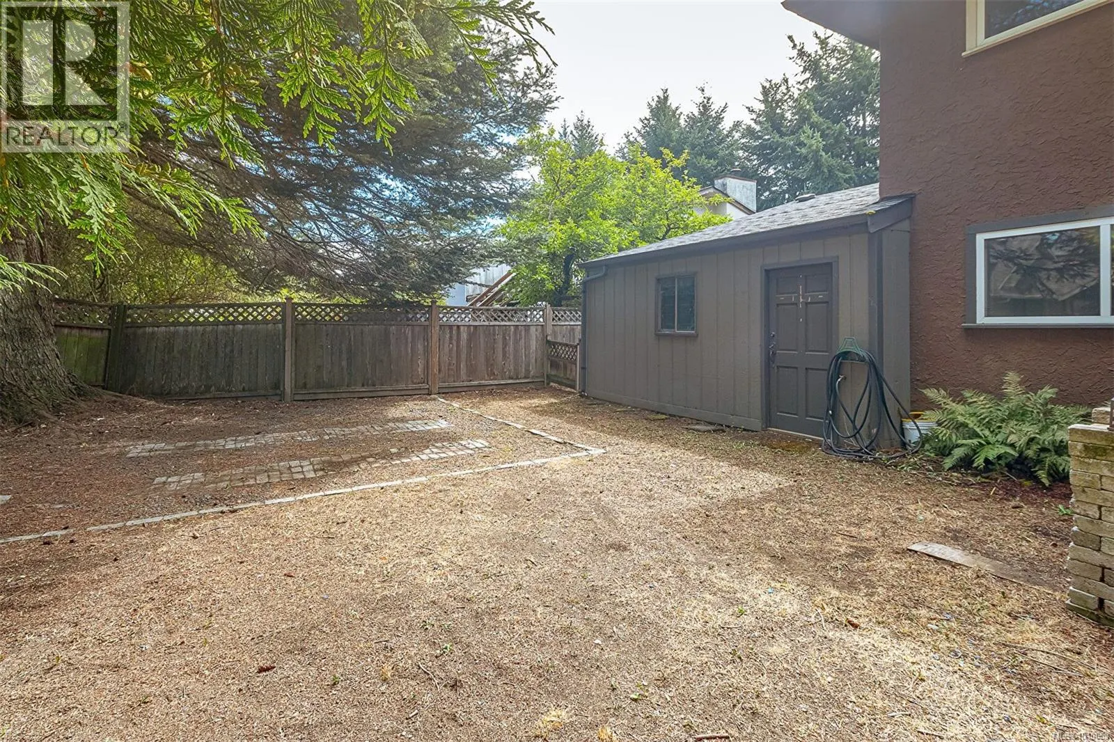 624 Treanor Ave
