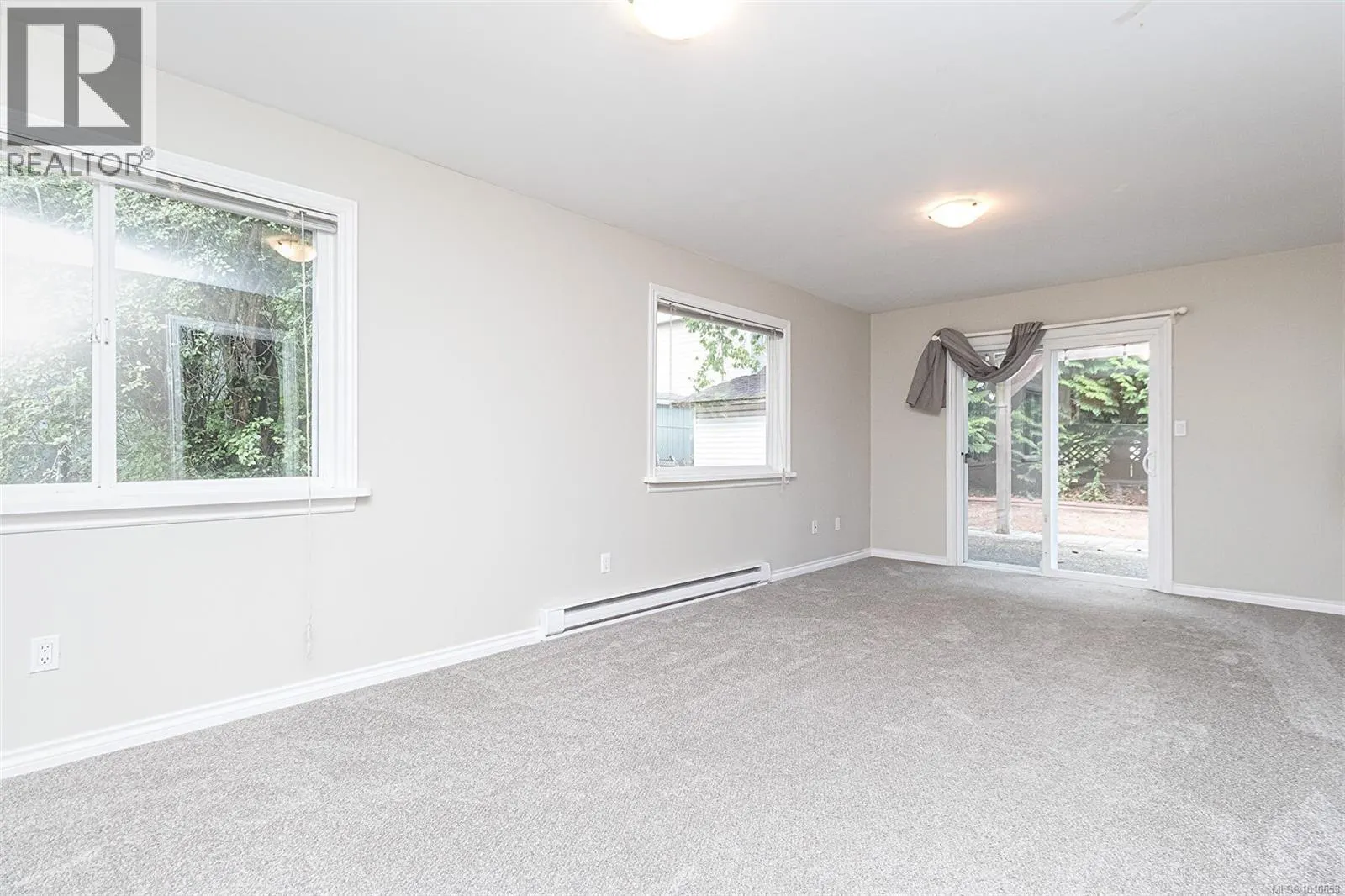 624 Treanor Ave