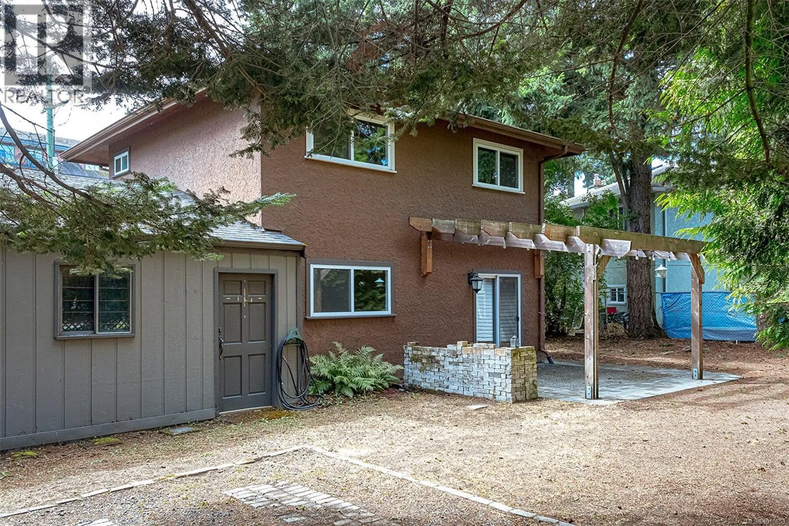 624 Treanor Ave