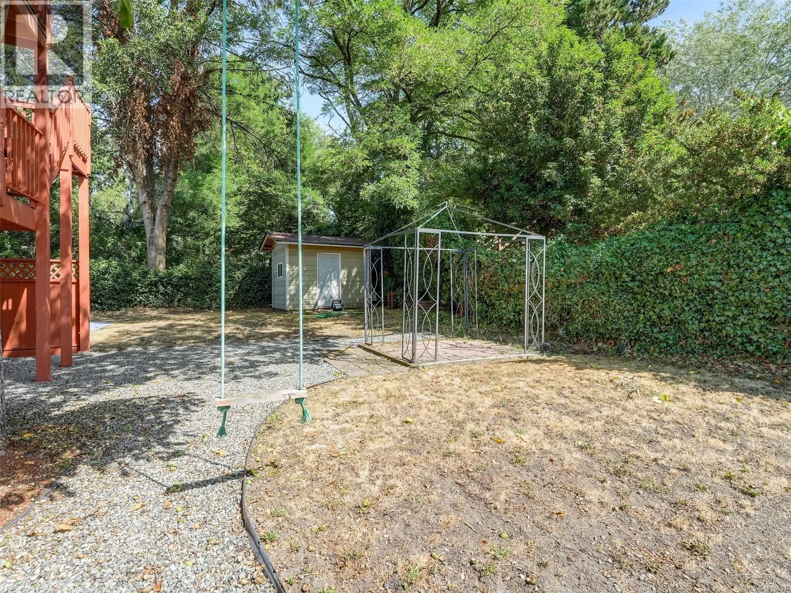 948 McKenzie Ave